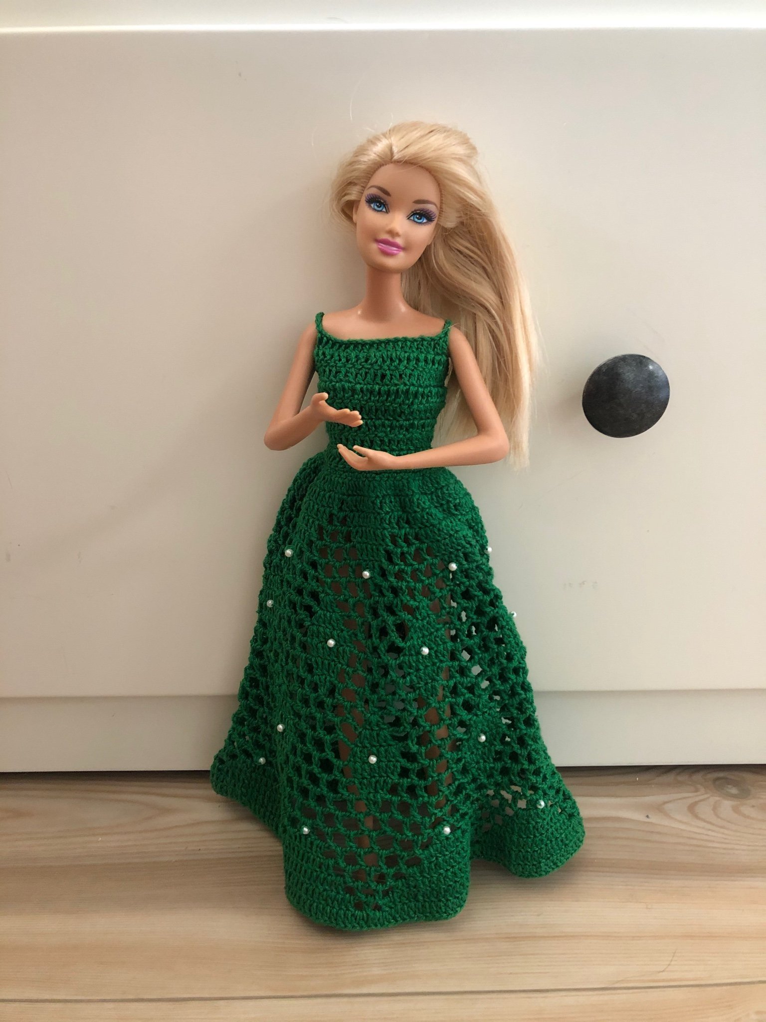 Superfin virkad klänning som passar Barbie (403350974) ᐈ Superfin virkad klänning som passar Barbie (403350974) ᐈ