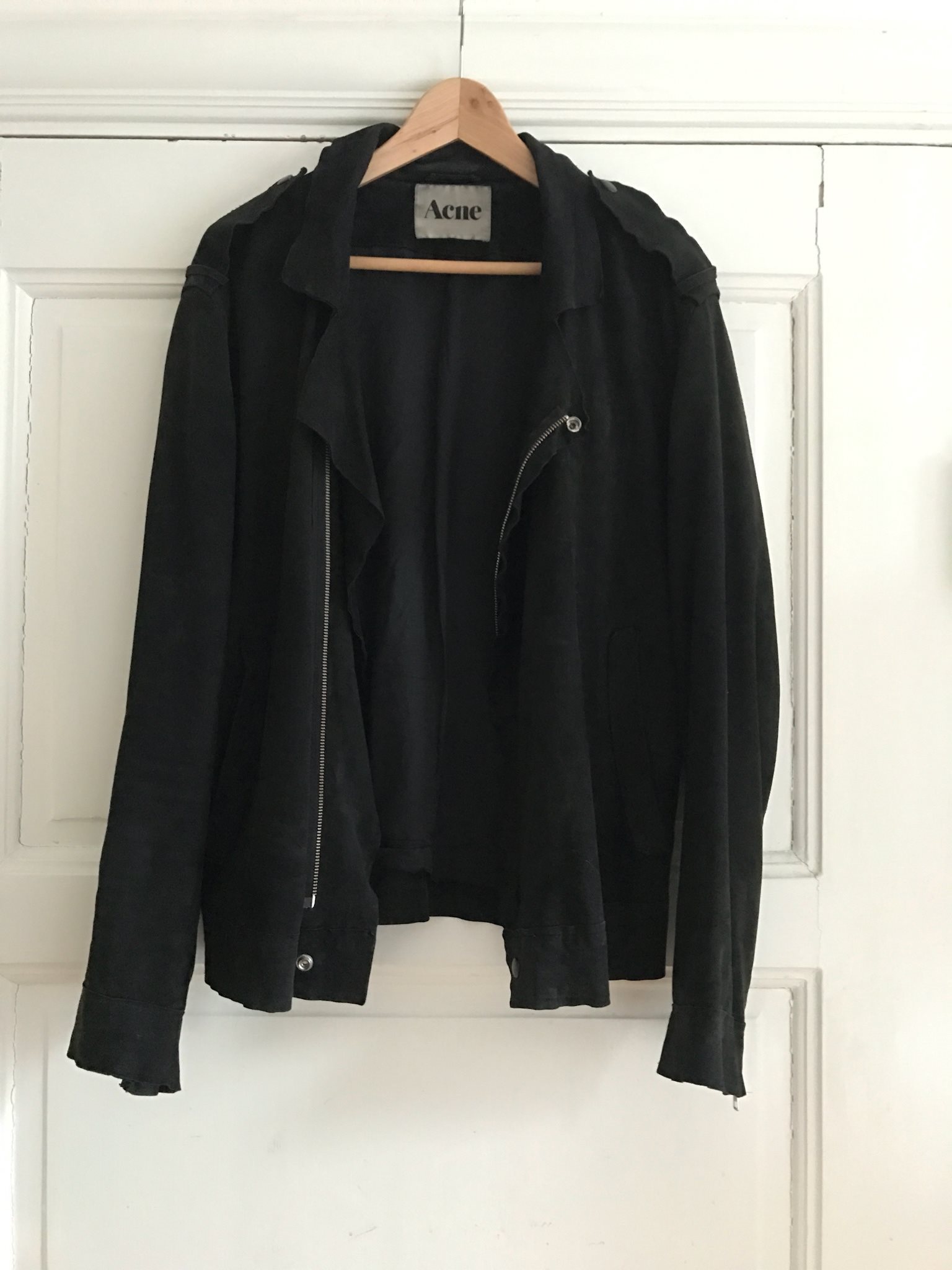 acne mockajacka acne mockajacka