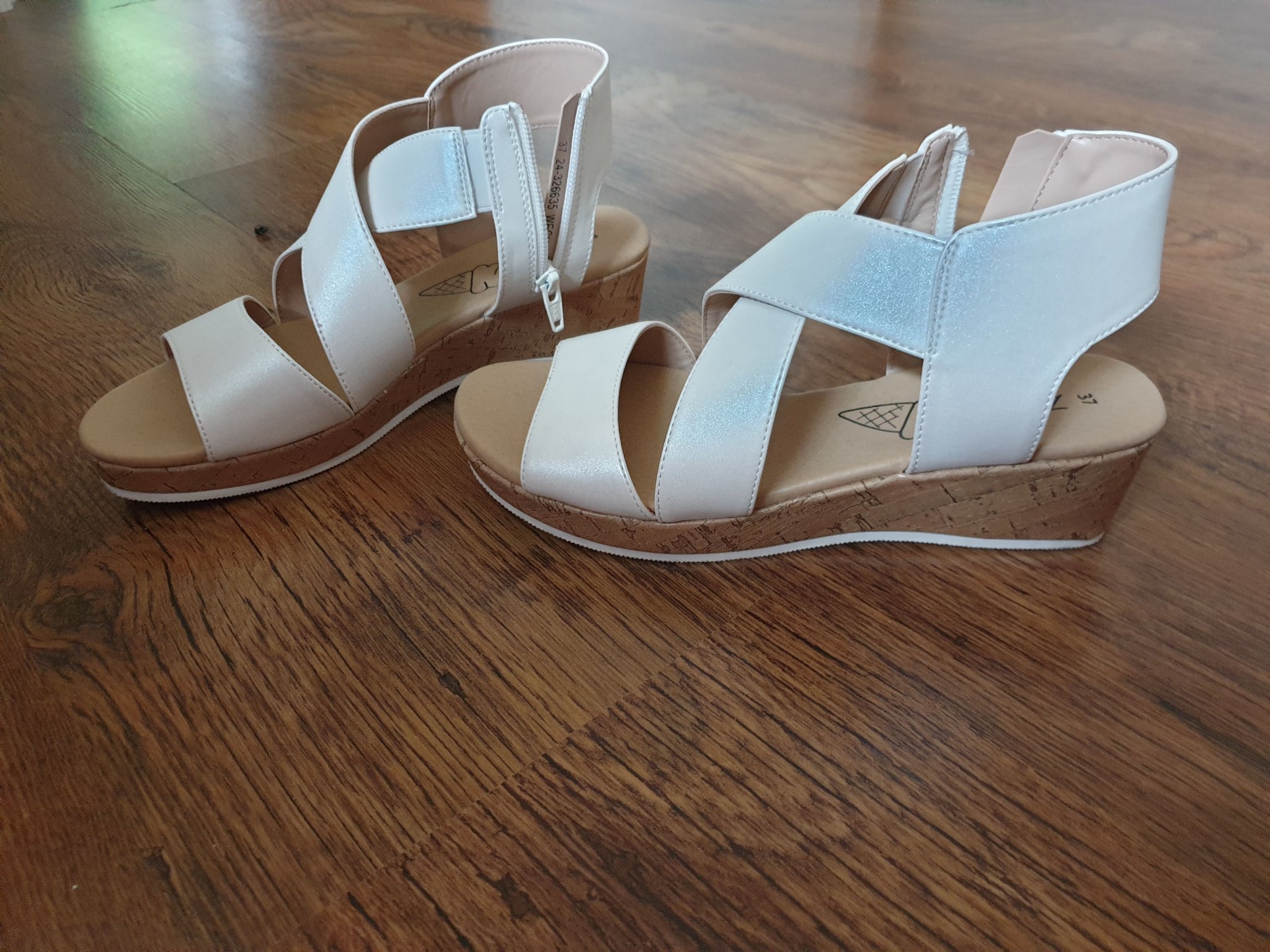 Söt sandal sandalett strl. 37