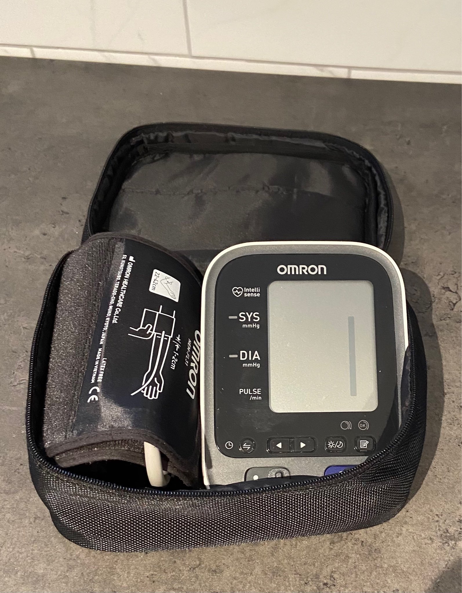Blodtrycksmätare Omron M7