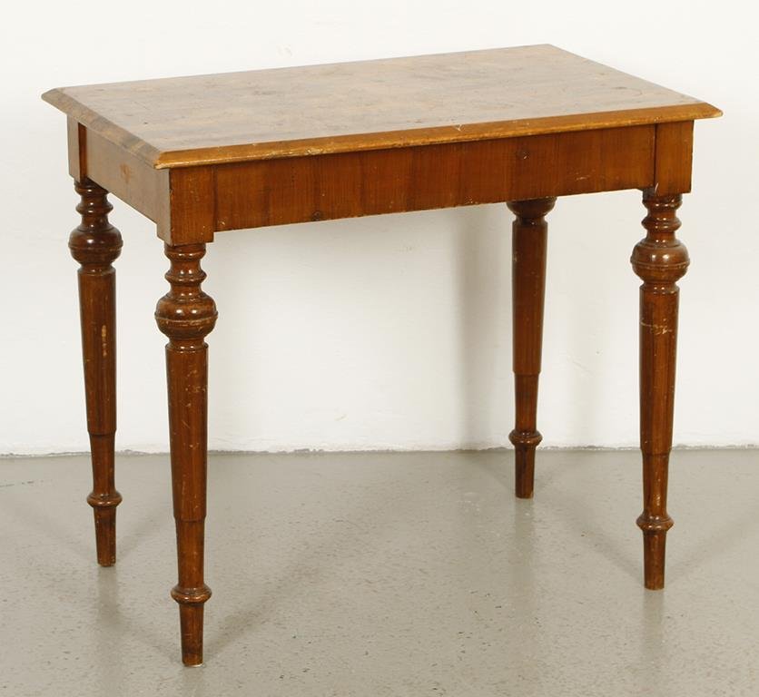 Bord i Trä Sidobord Nyrenässans s.. (424503599) ᐈ SIDOBORD, nyrenässans stil, 1900 tal. Möbler Bord Auctionet