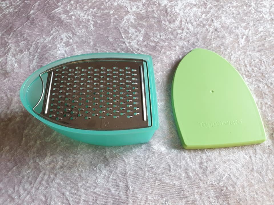 Tupperware Riv ost i box
