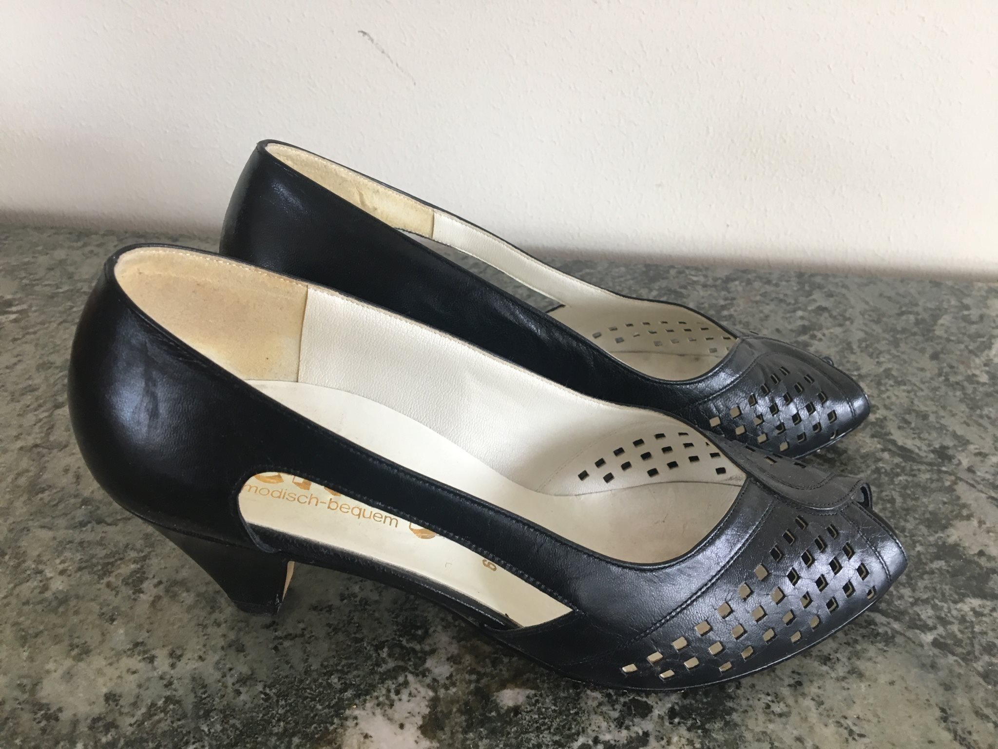 breda sorter högmode bra försäljning breda skor pums stl 41 Ajavat 22013 Svart (Herr) Online och i Butik | SHOEMED.se