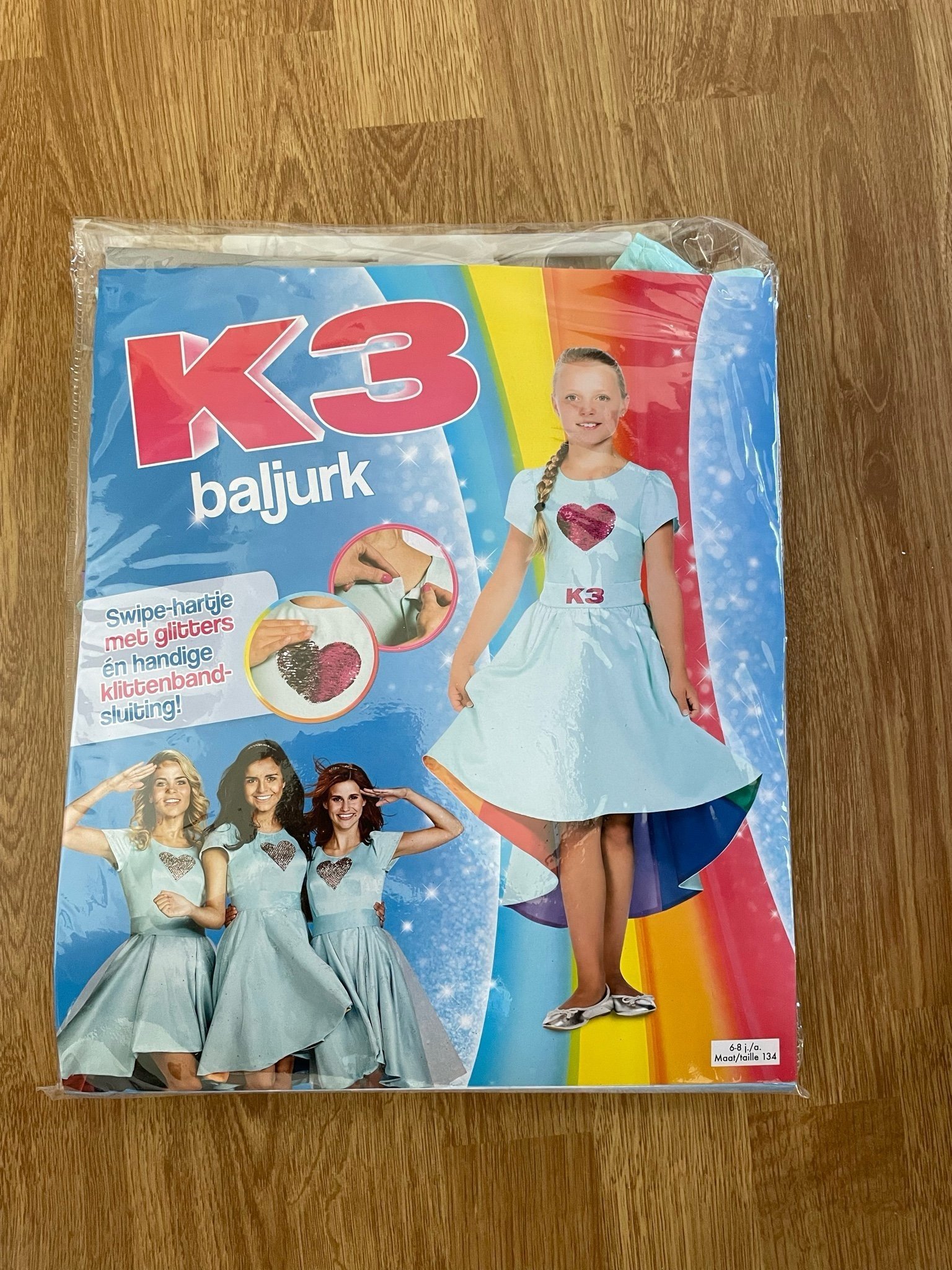 K3 ljusbla klanning storlek 128 Kop pa Tradera 640332533