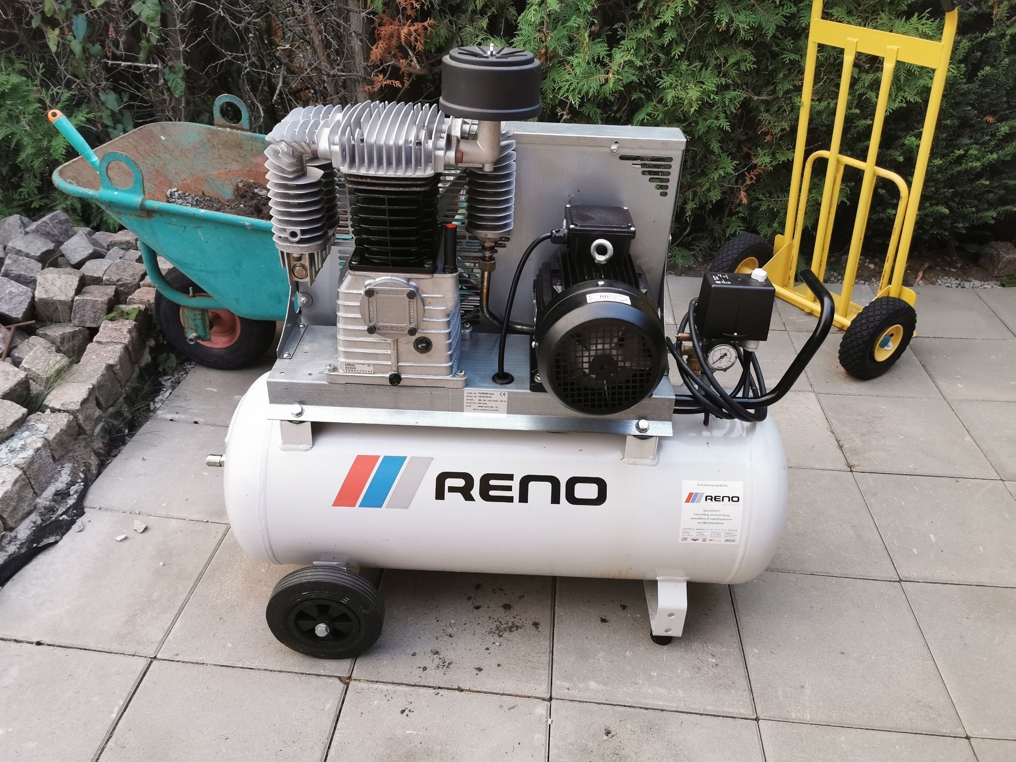 Reno kompressor 5,5hk (415274126) ᐈ Köp på Tradera