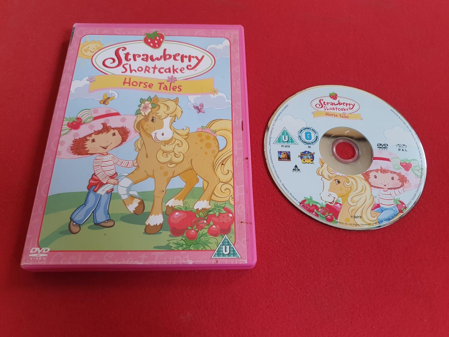 Se produkter som liknar STRAWBERRY SHORTCAKE HORSE TA.. på Tradera