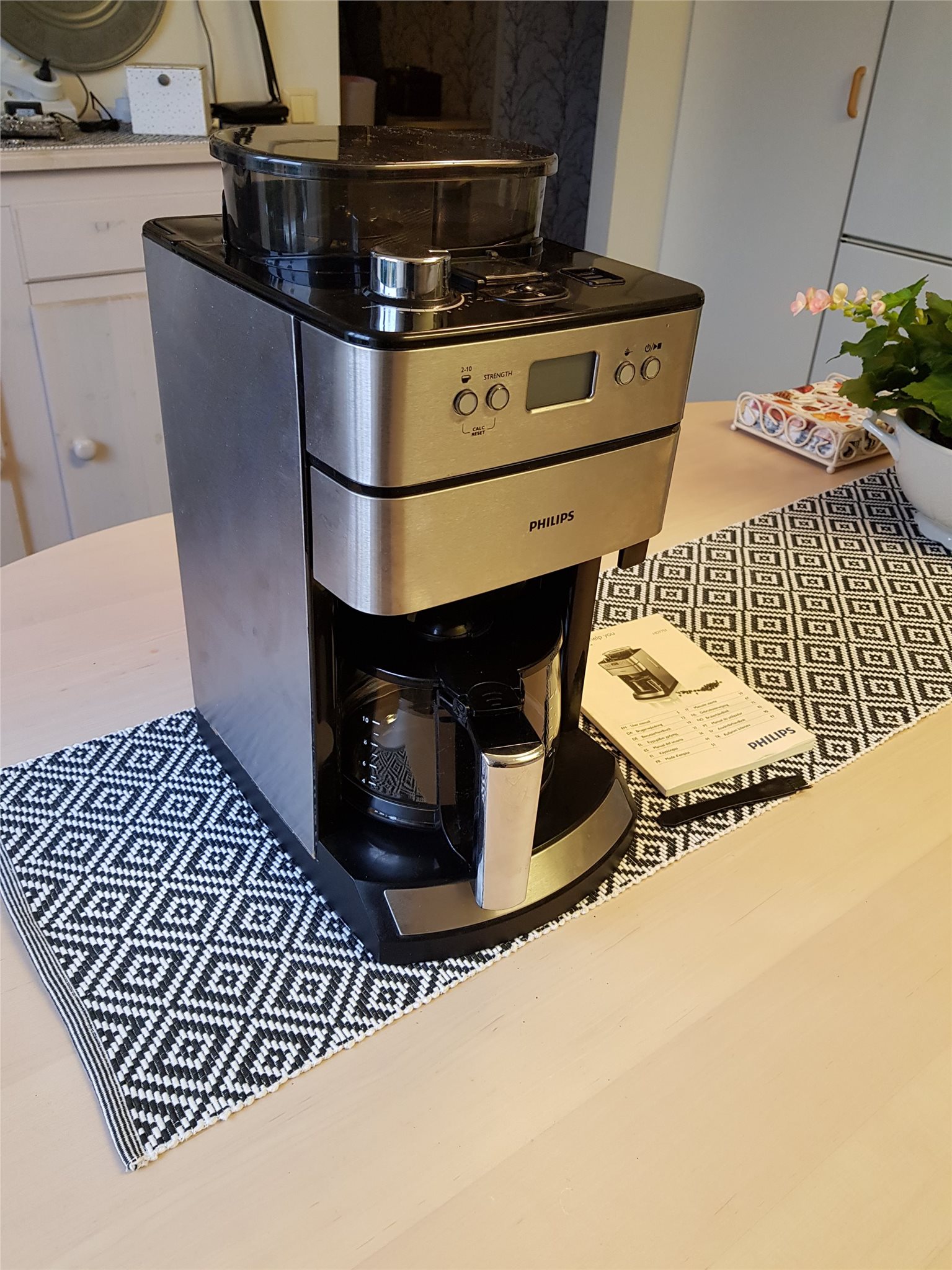 Kaffebryggare med kvarn Philips HD 7751 (338450093) ᐈ Köp på Tradera