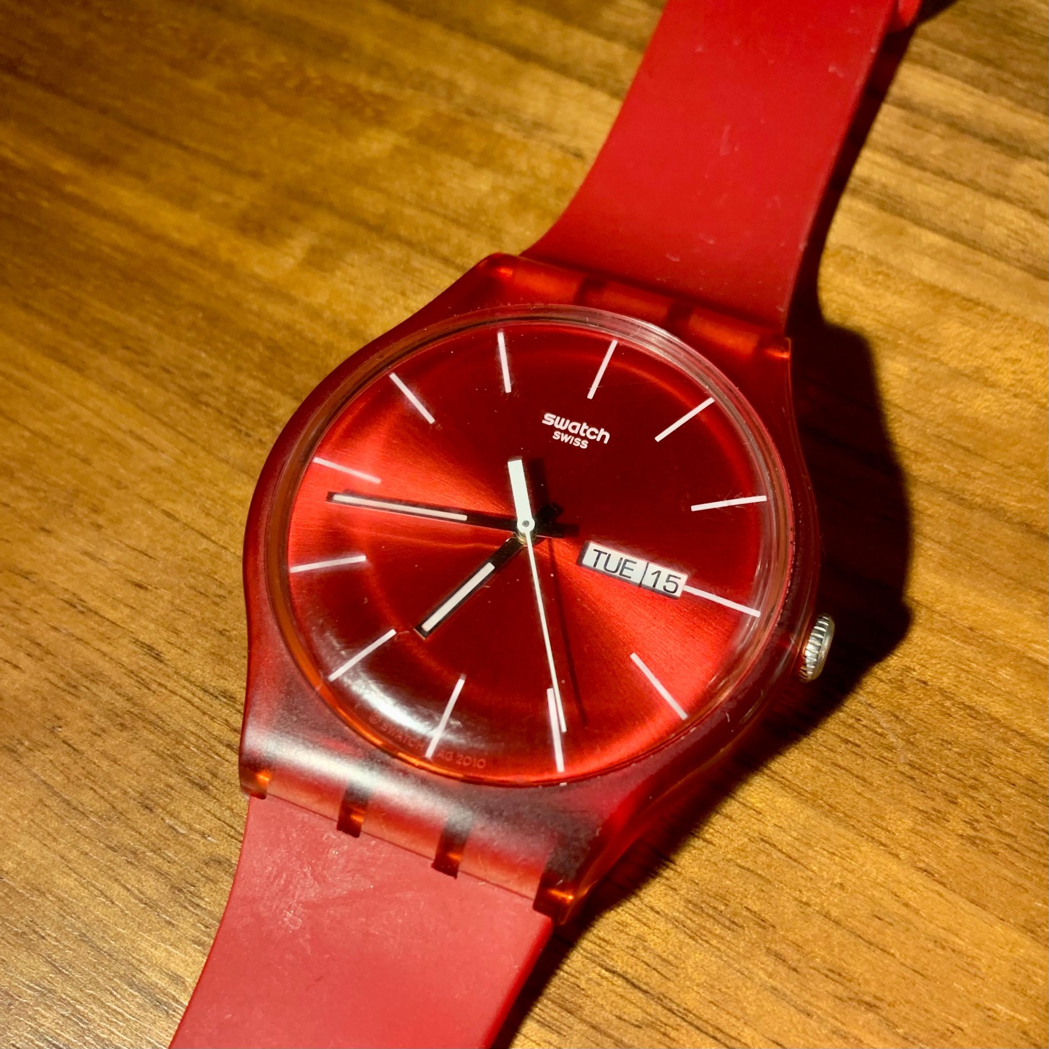 Swatch SUOR701 Red Rebel Bayan Kol Saati