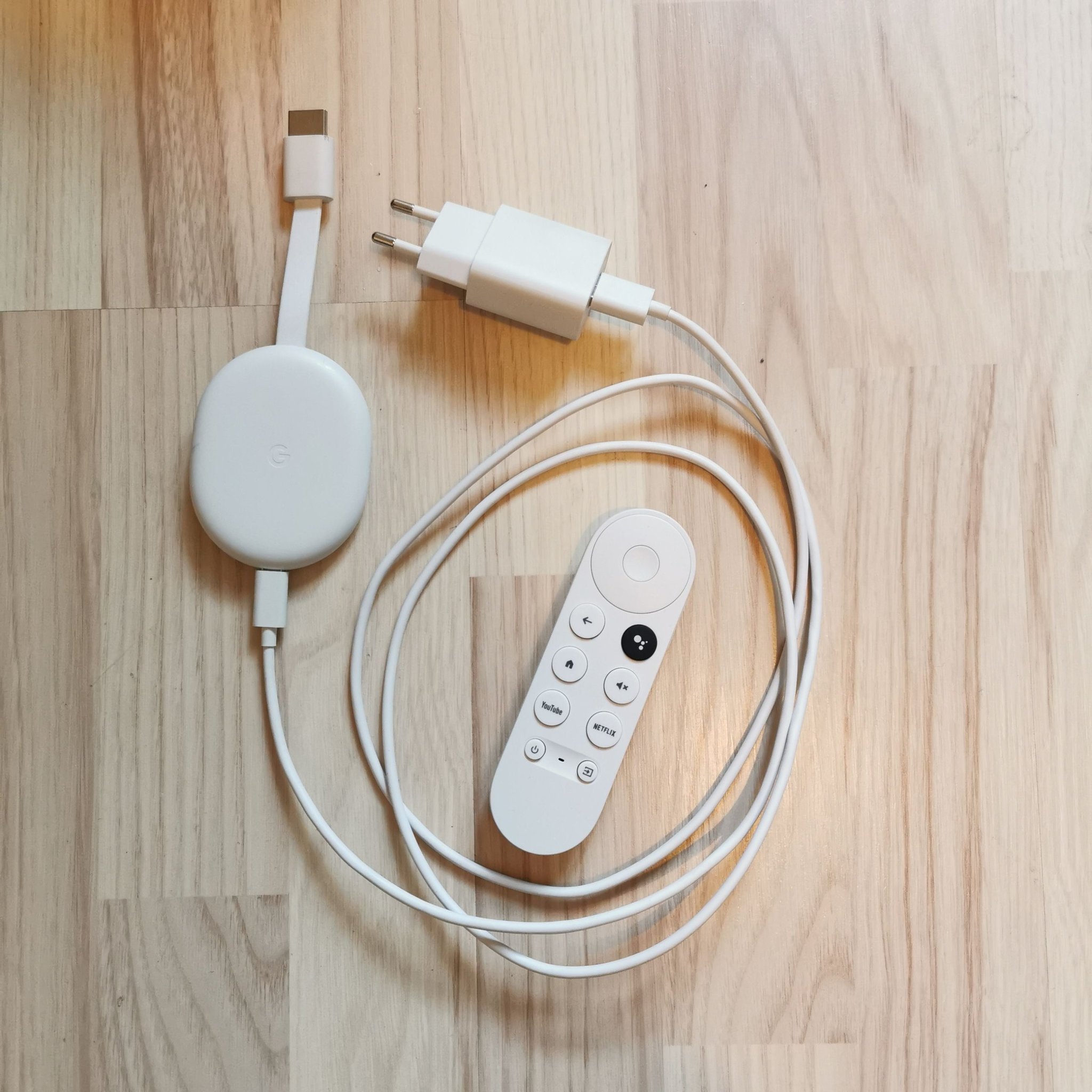 【中古品】Chromecast with Google TV HD G454V s-l400.jpg