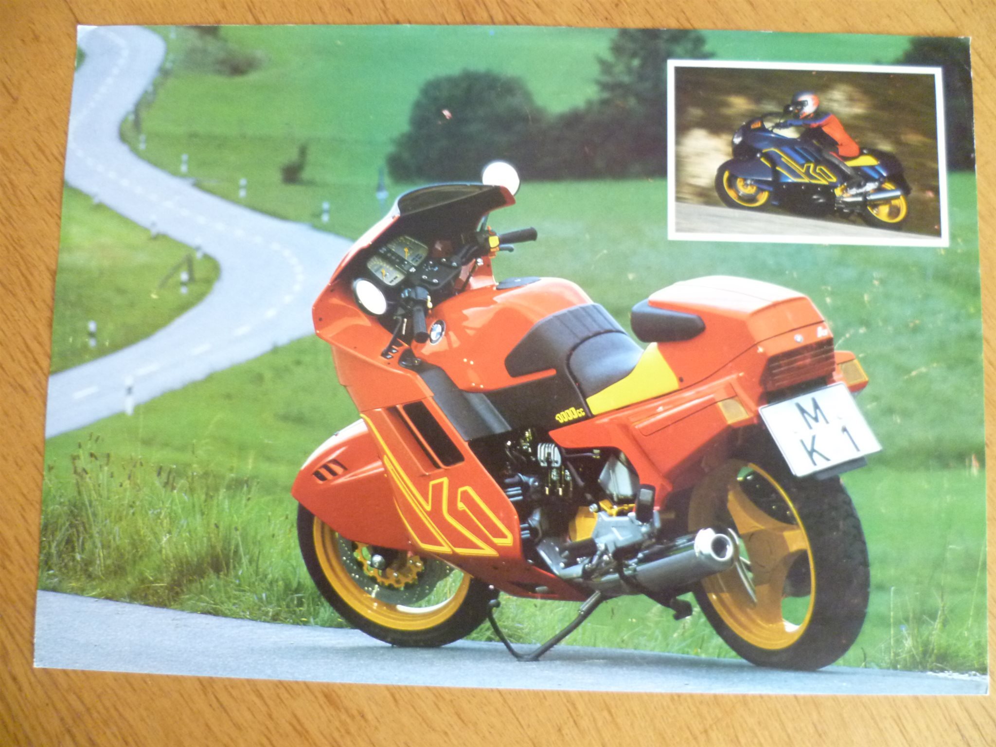 Enkel Broschyr - BMW K1 1989 (-89 mc) Produktblad med svensk text!! Raritet!