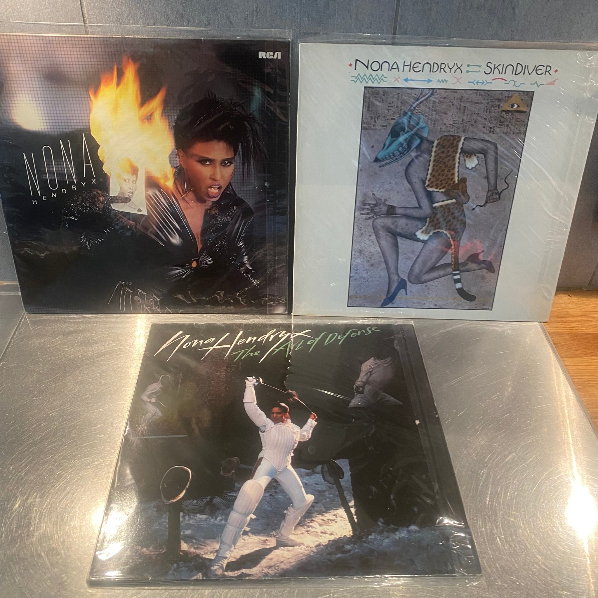 Nona Hendryx * 3 Skindiver The art of defen.. Köp på Tradera