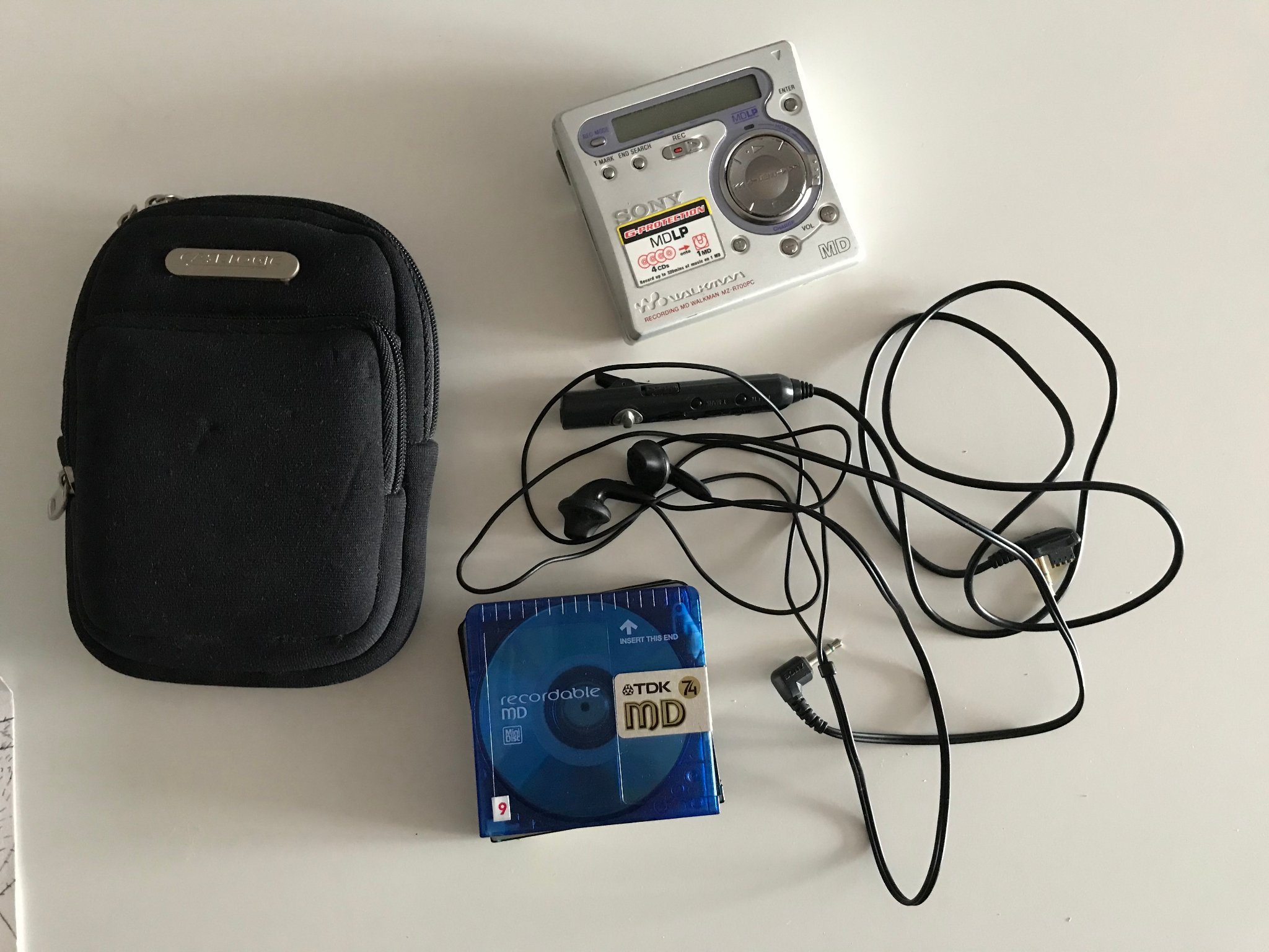 liten väska för walkman liten väska för walkman