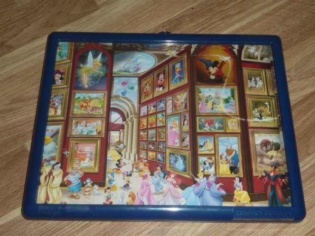 500 bitar pussel , Disney , compact puzzler , små pusselbitar