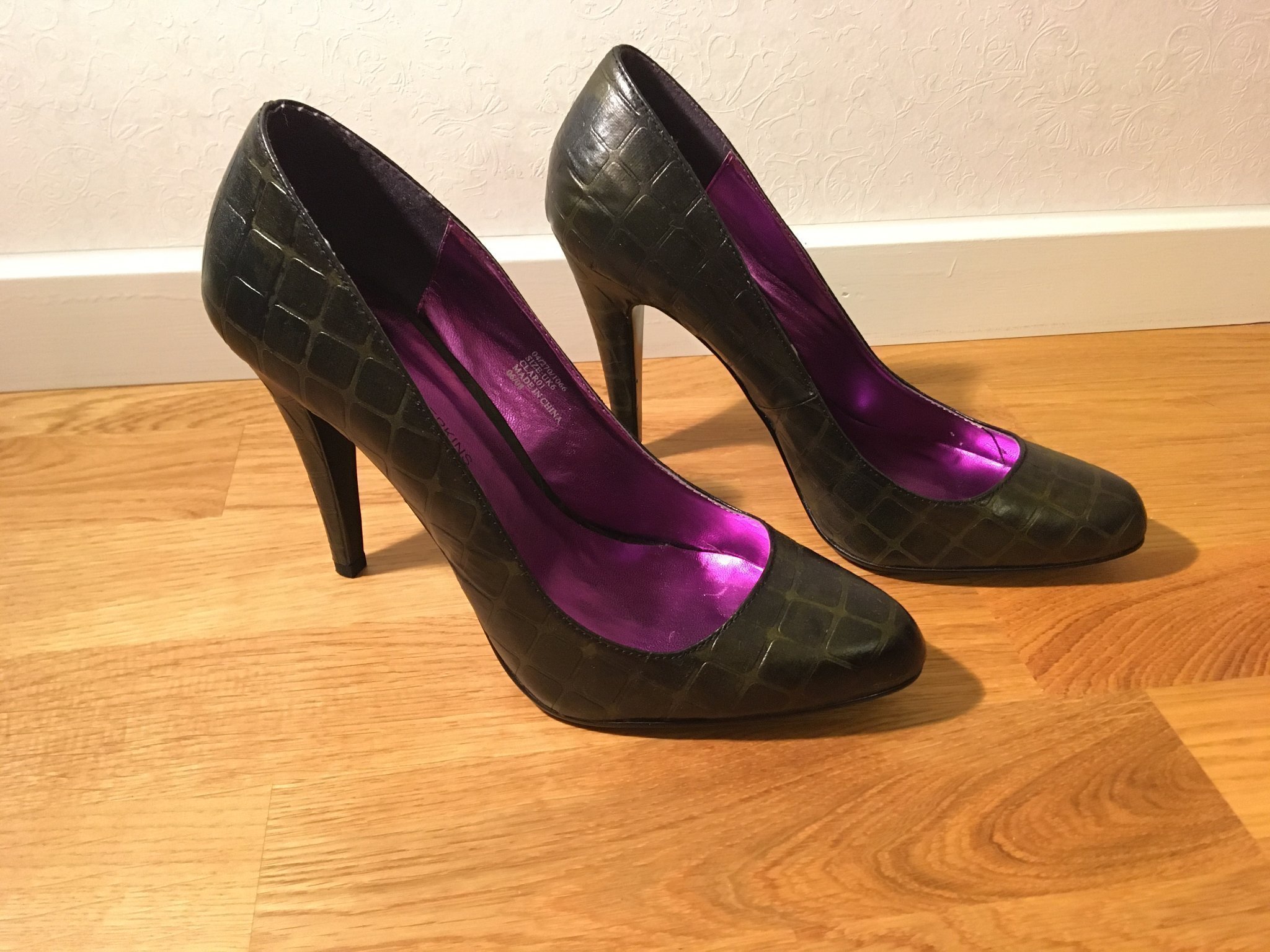 Svarta pumps från Dorothy Perkins i storlek 39