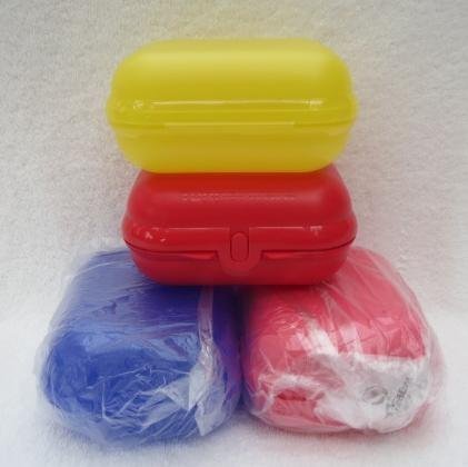 *** Tupperware 4 färger av Babuska ny större modell av mellan storleken ny ***