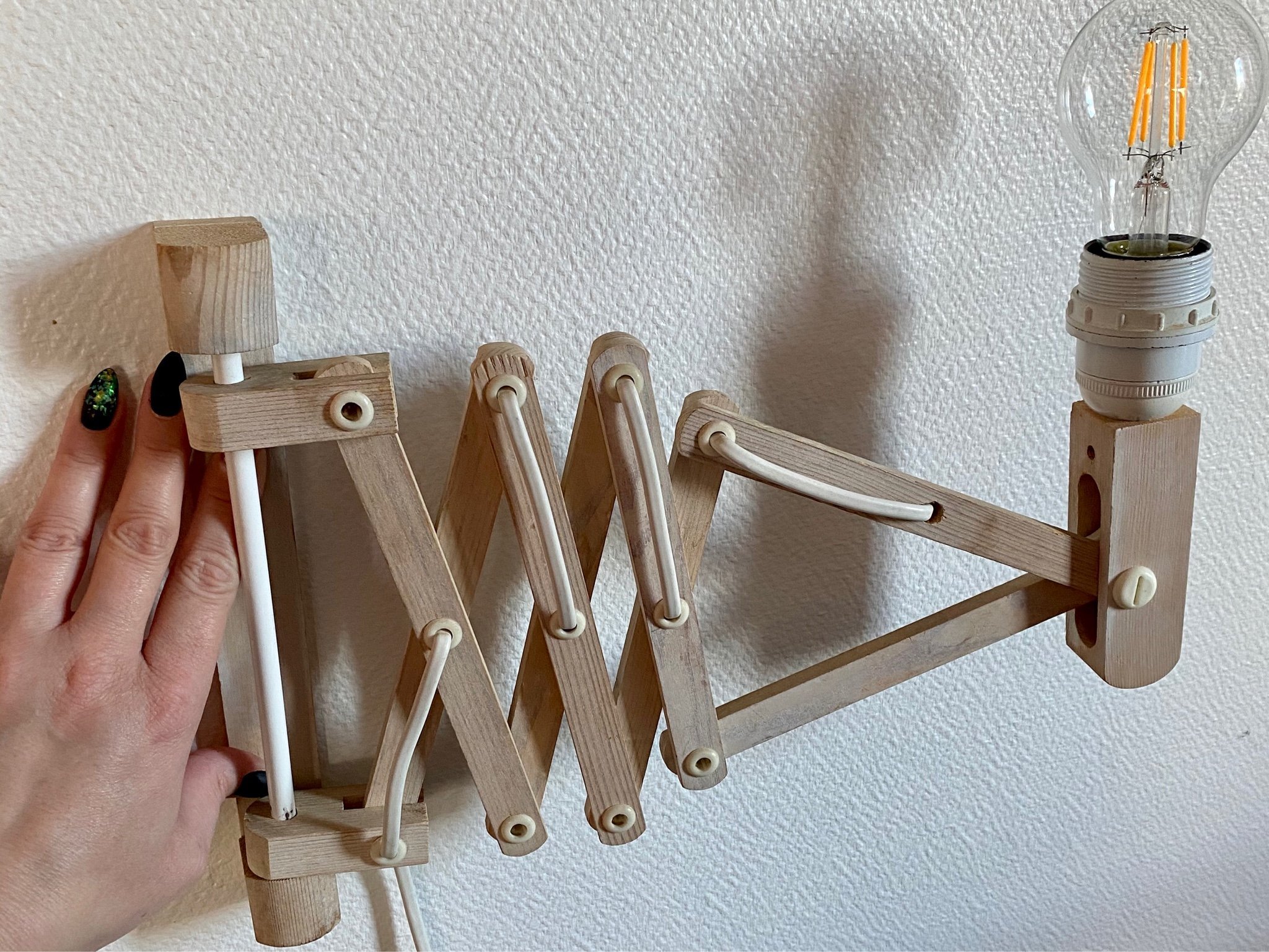 Retro vägglampasaxlampa från IKEA Retro vägglampasaxlampa från IKEA