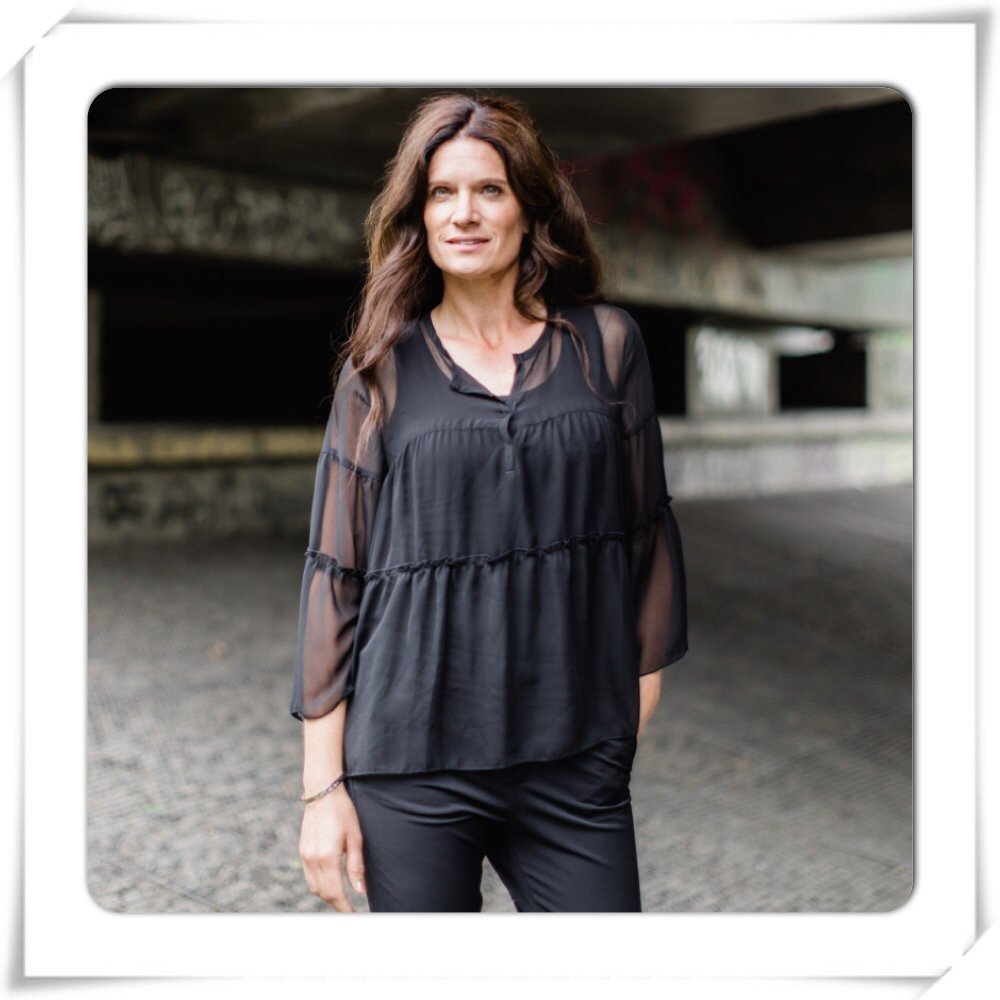 House of lola prediction blouse S