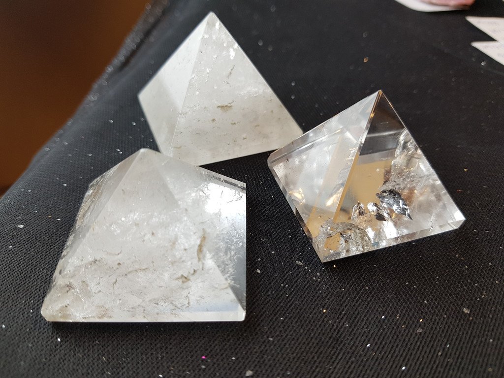 Bergskristall pyramid 40-44 mm kristall chakra healing