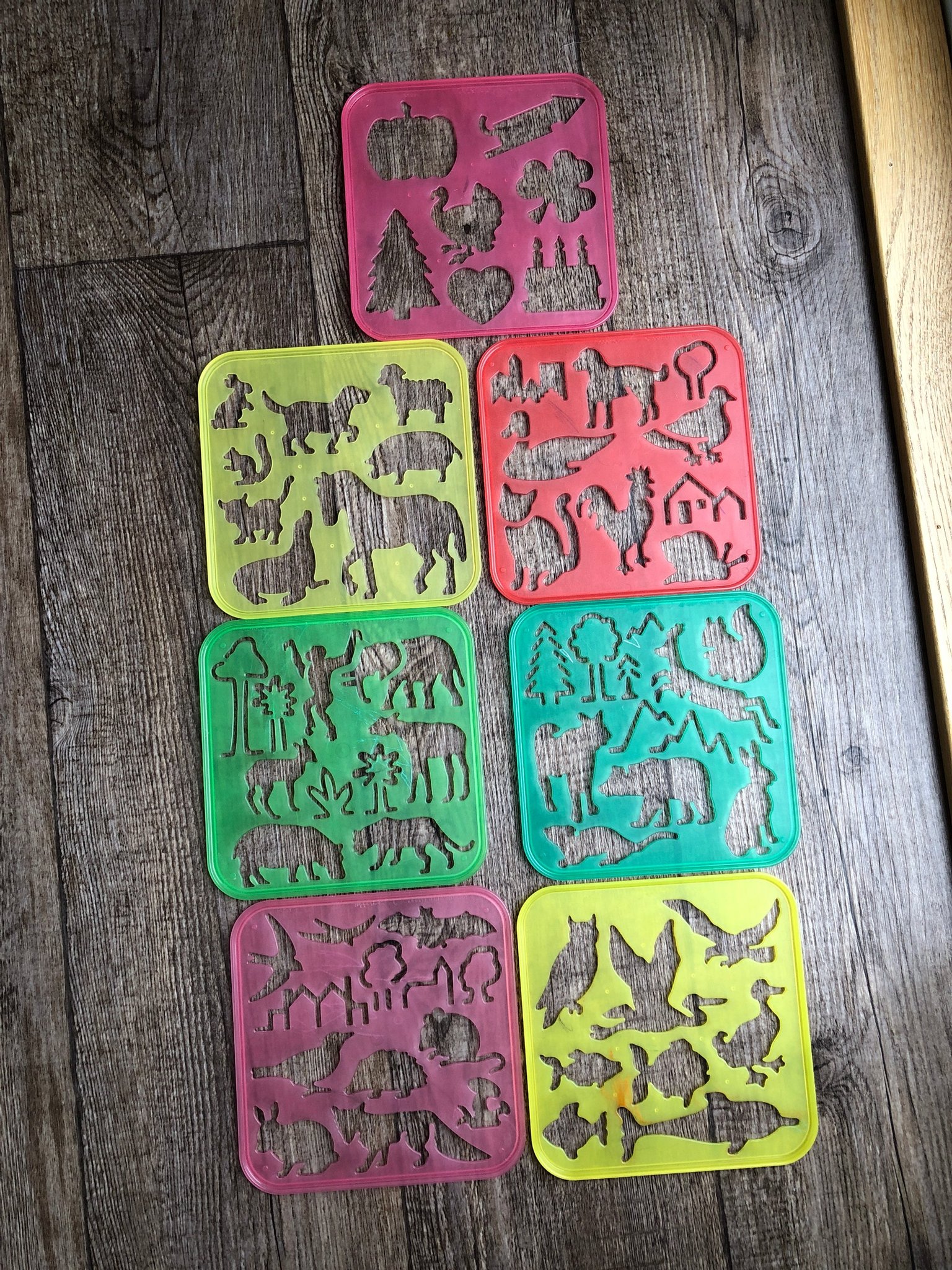 7 st ritmallar Tupperware djur raket jul pumpa .. Köp på Tradera