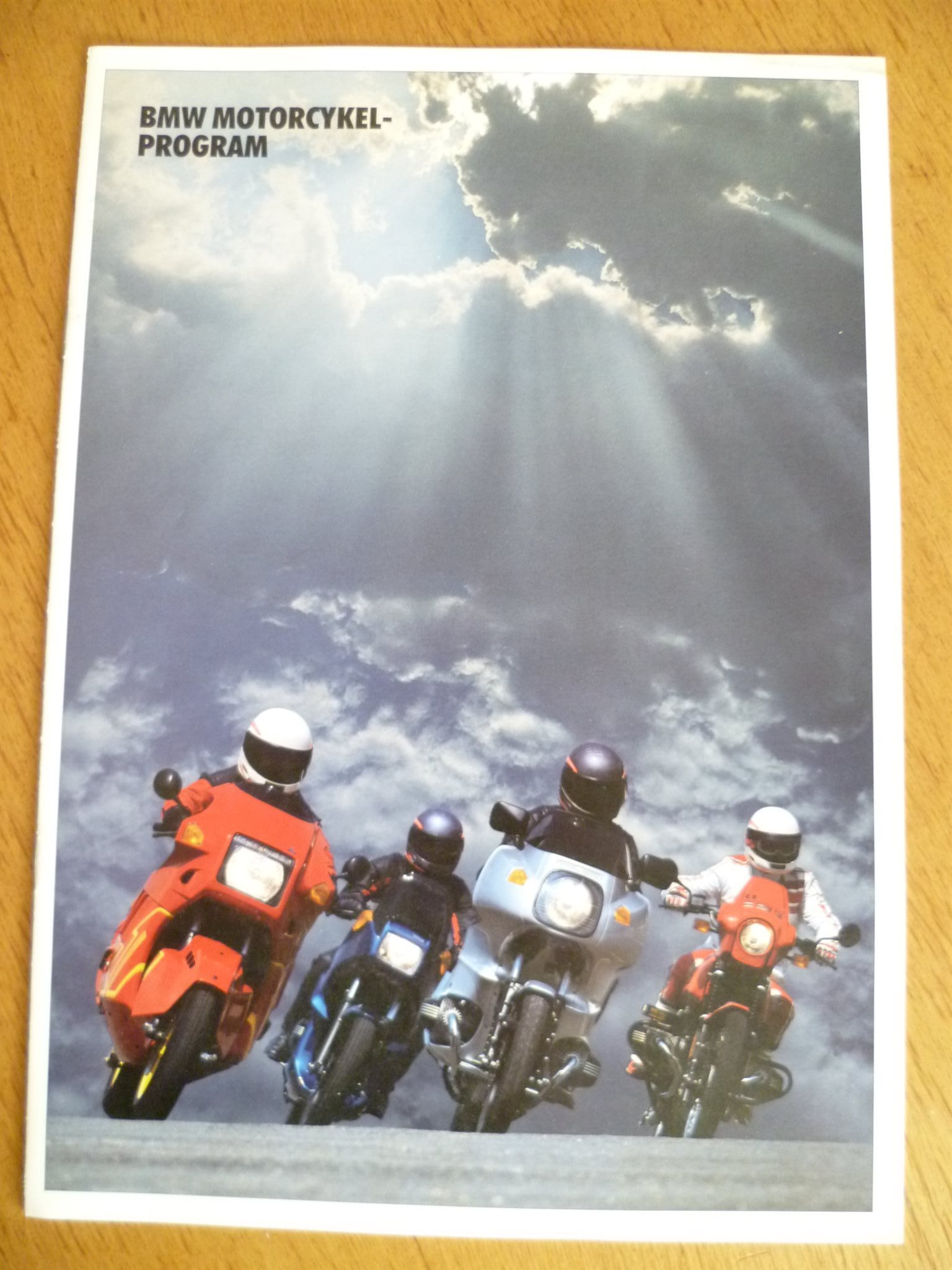 Broschyr - BMW Motorcyklar 1990 med K1! (-90 mc R GS boxer) Svensk text! Oläst!