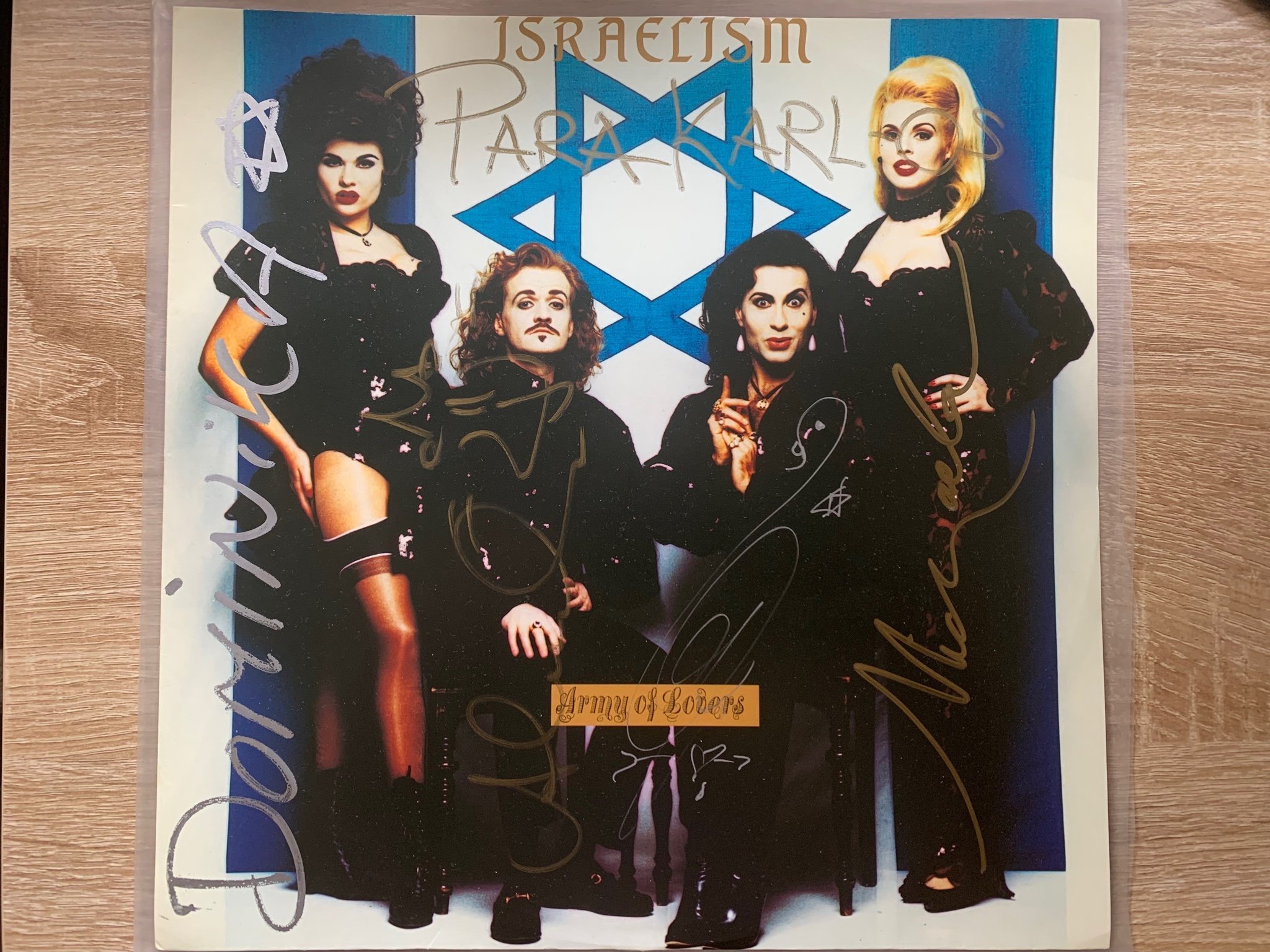 Army Of Lovers Israelism 12” Vinyl Sleeve Signe.. Köp på Tradera