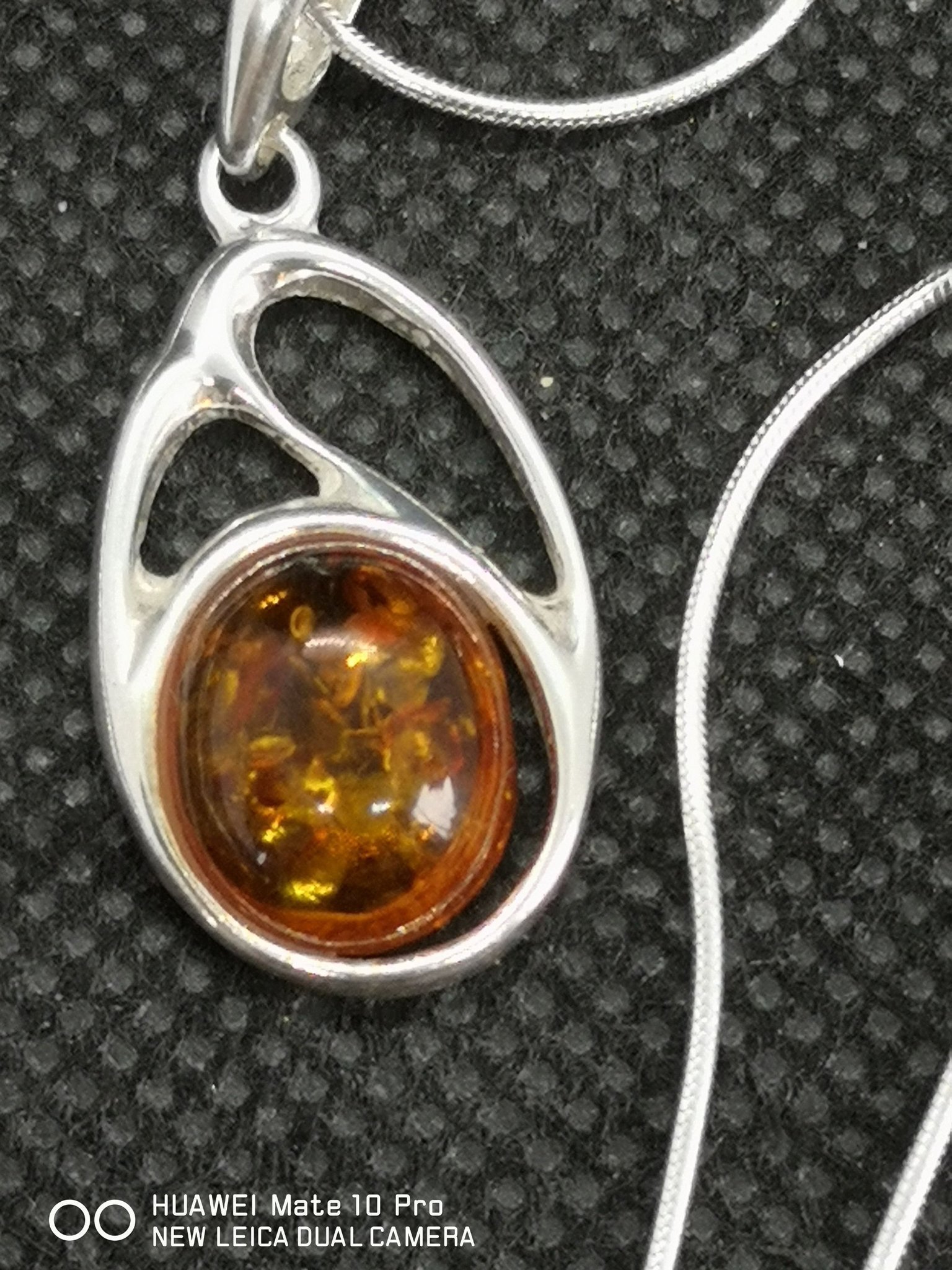 BÄRNSTEN HÄNGE cabochon 33x15 med ormlänk kedja 45cm ~ Silver