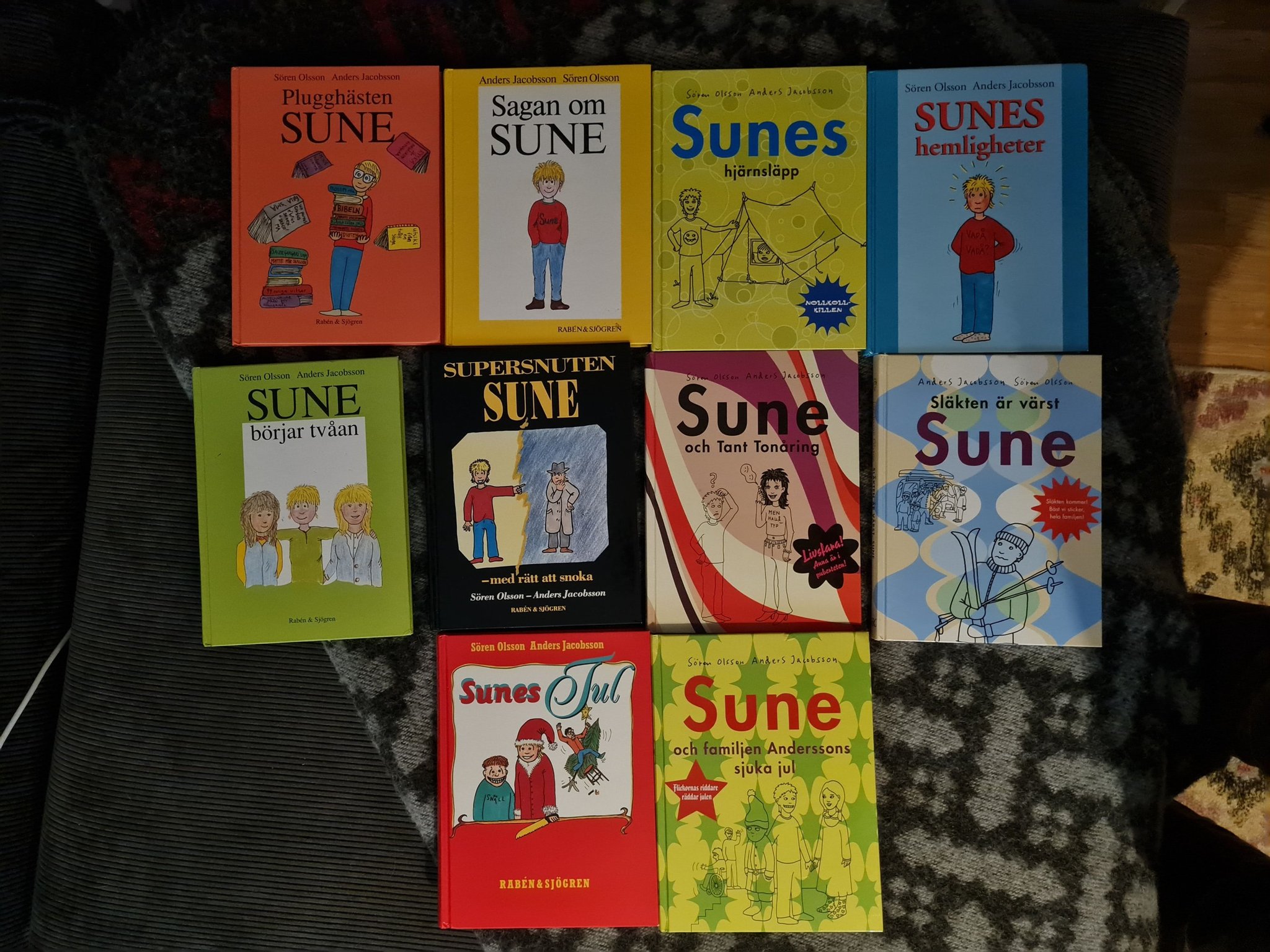Se produkter som liknar 10 SUNEböcker. Sunes jul och.. på Tradera