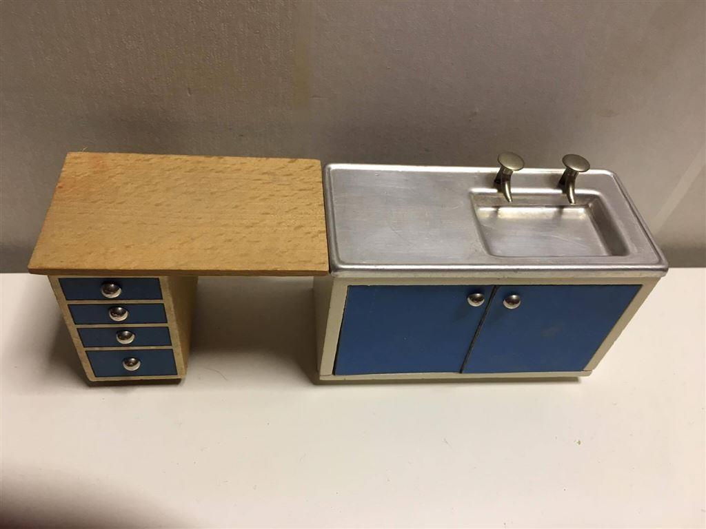 70 tal lundby kök retro på tradera.com lundbyskalan, dockskåp,
