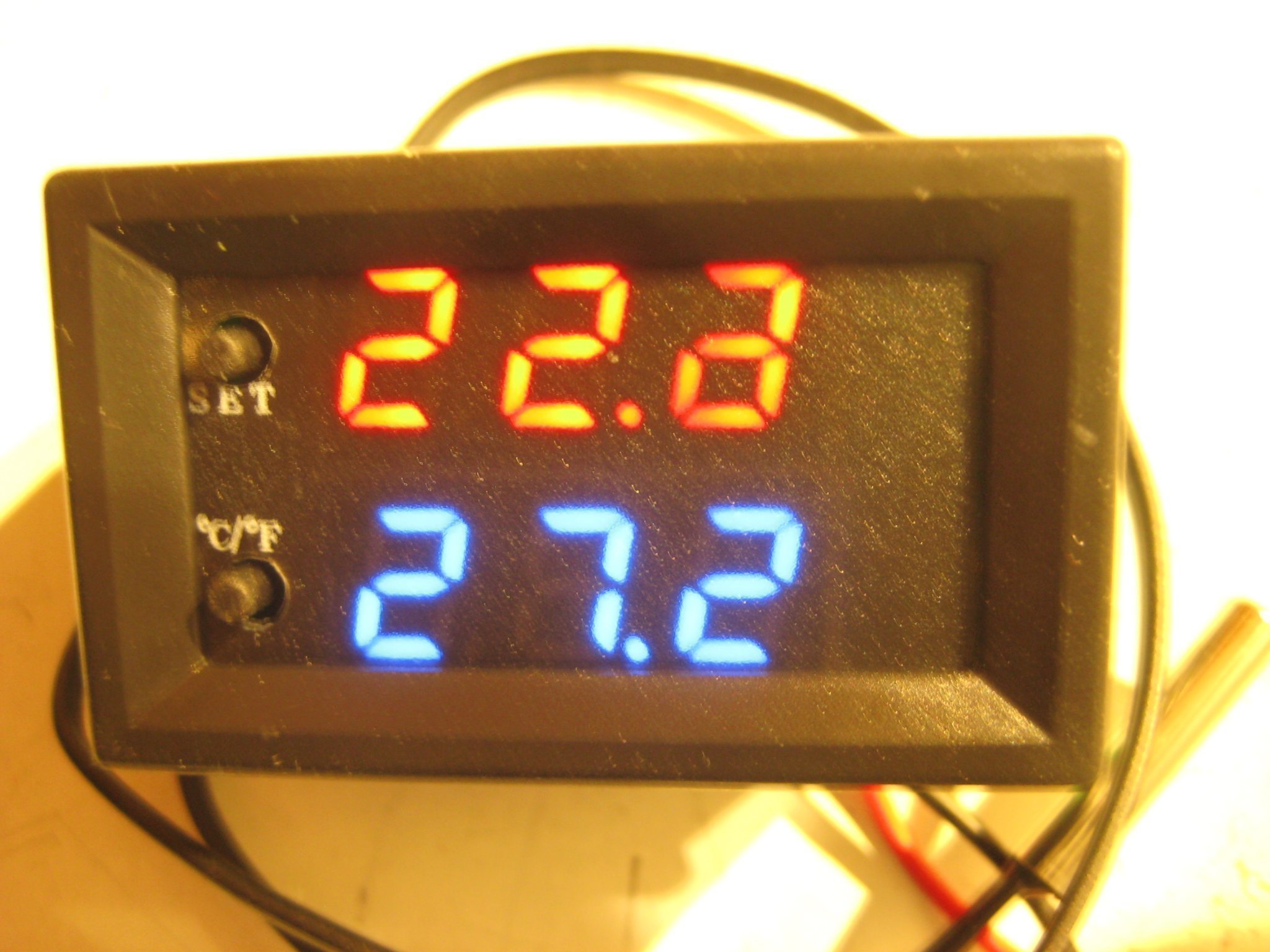 Digital termostat för 12V drivspänning. (422423410) ᐈ Köp på Tradera
