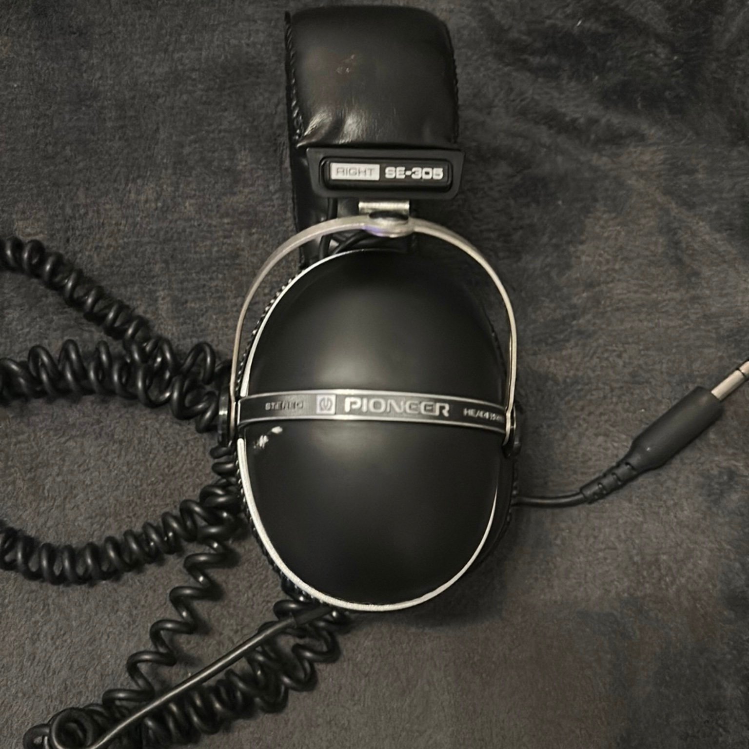 Se produkter som liknar Stereo pioneer headphones på Tradera (627424663)