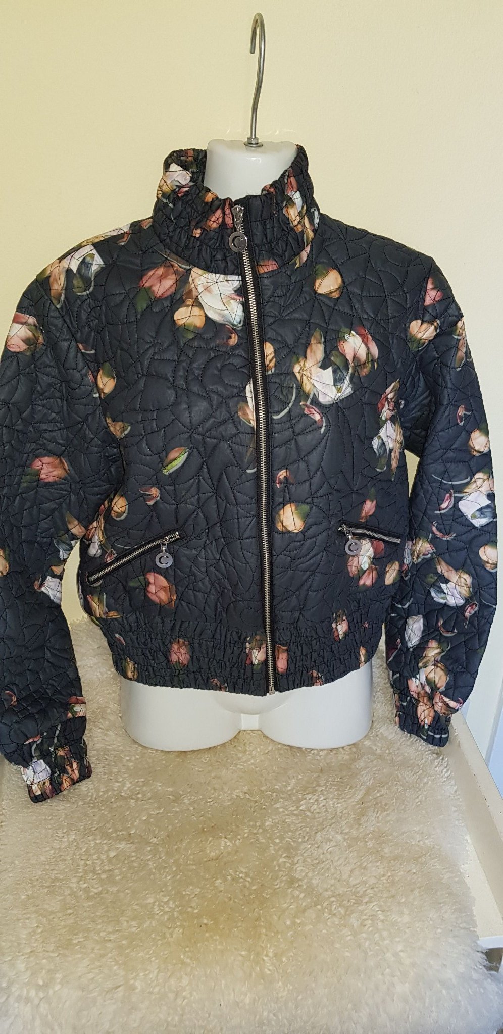 Cacharel quiltad jacka stl 38
