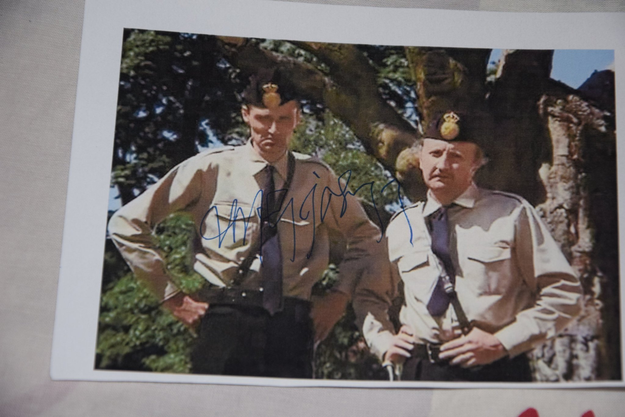 Se produkter som liknar ULF G JOHNSSON SIGNERAD BILD .. på Tradera