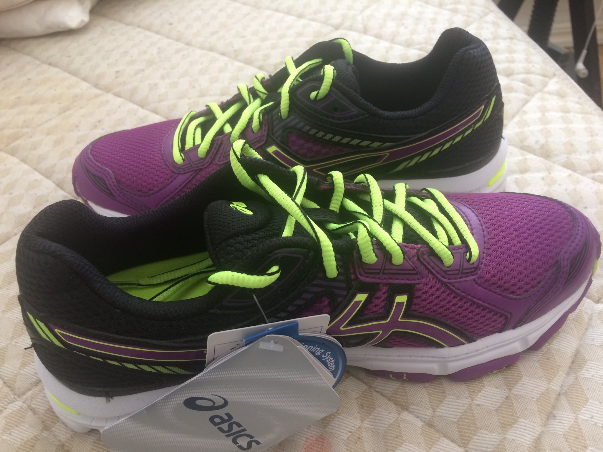 nya asics nya asics