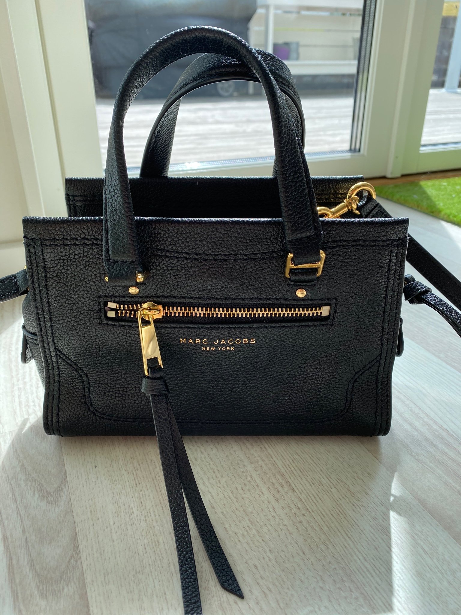 Marc Jacobs väska köpt i USA. Ny. Kommer inte bli använd. Marc Jacobs väska köpt i USA. Ny. Kommer inte bli använd.