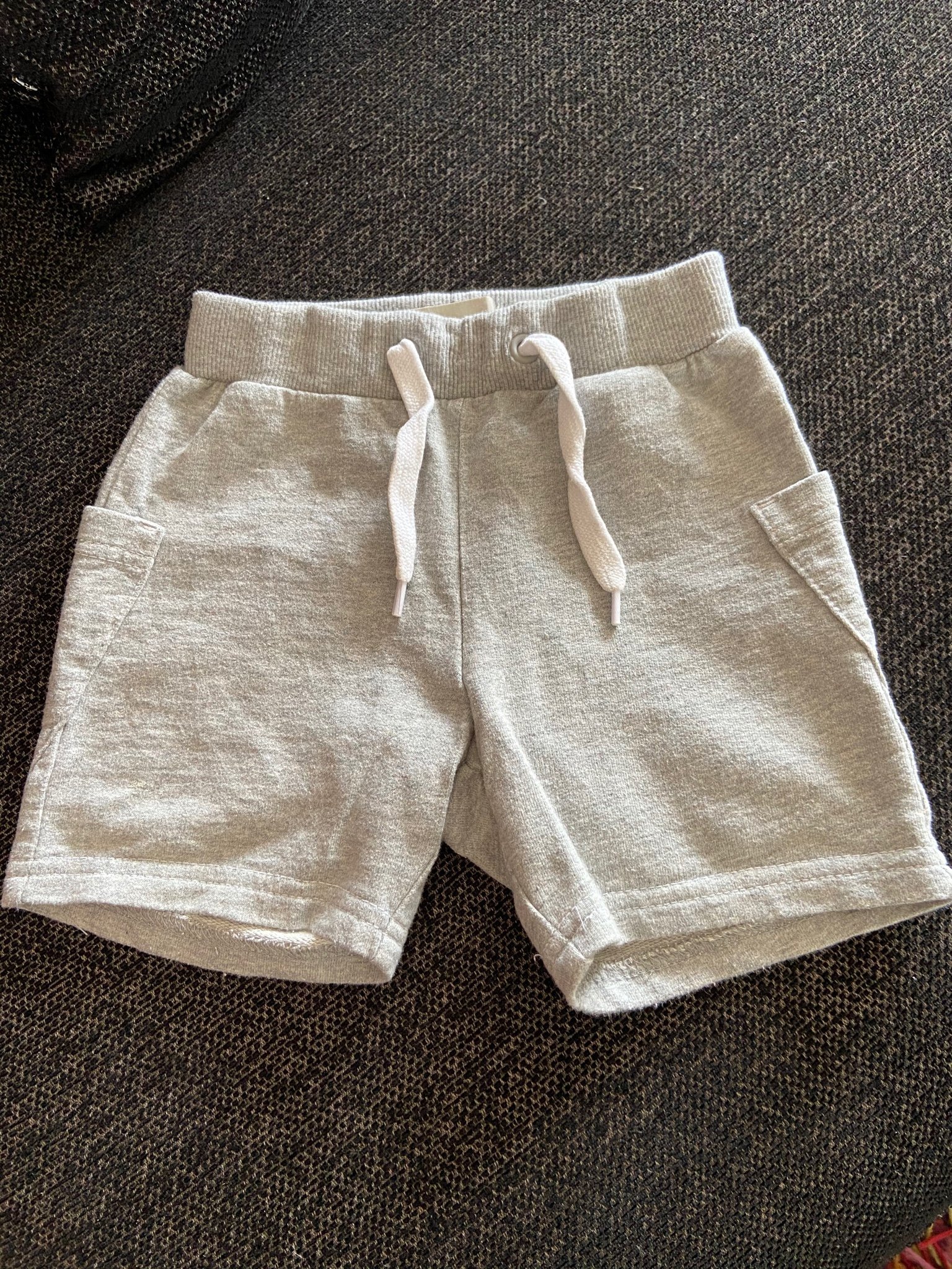 Grå shorts, Strl 80, NameIt, mjukis shorts, sommarkläder