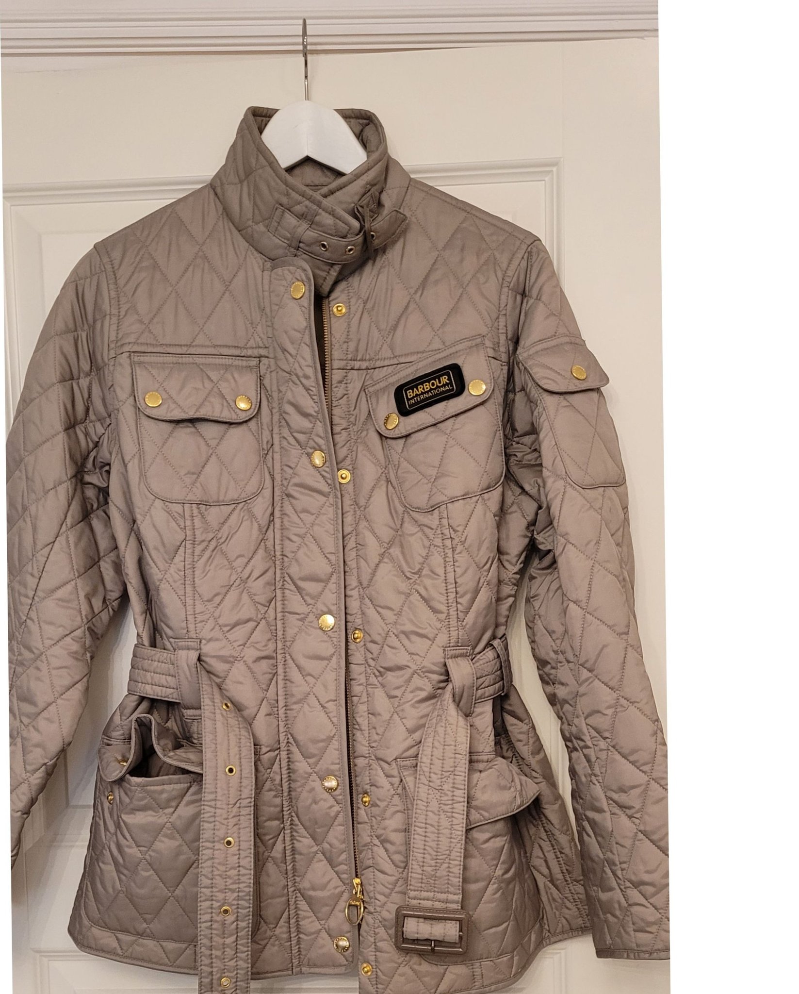 Barbour jacka best sale beige