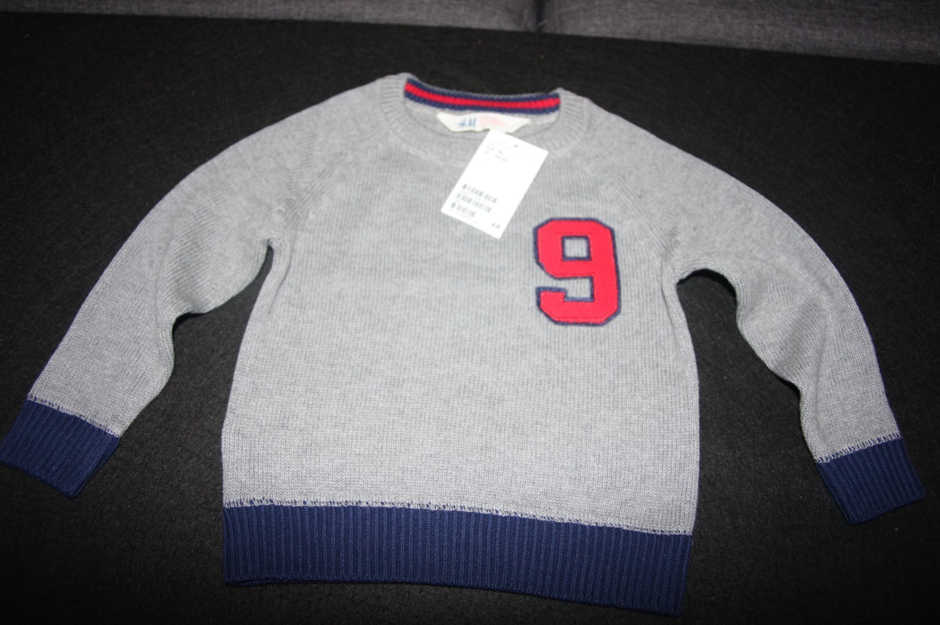 NY stickad tröja H&M Strl 92