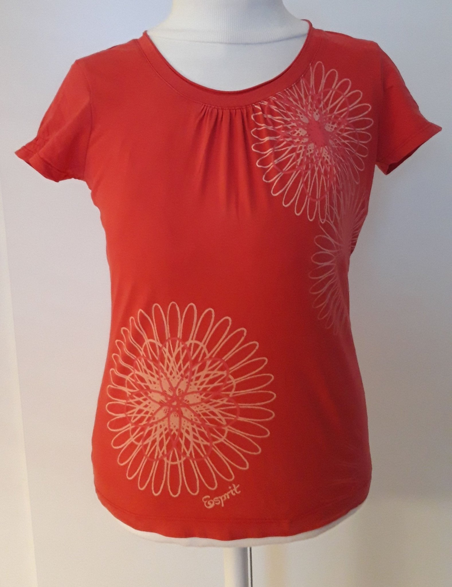 T-shirt från Esprit - strl M