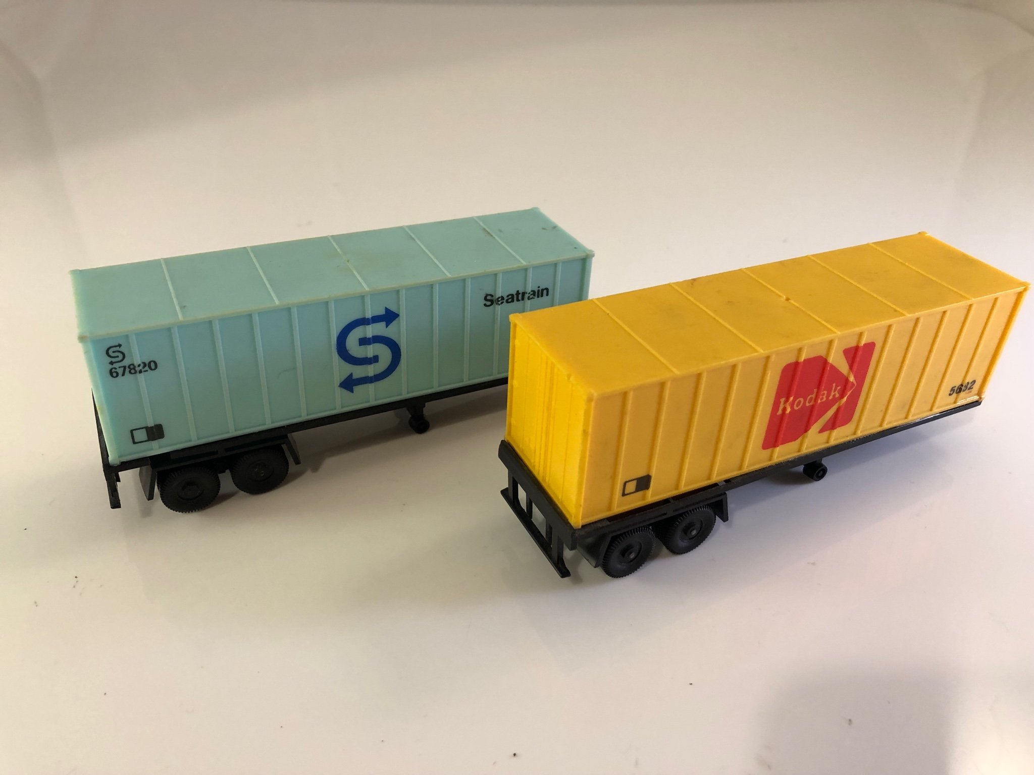 Lima Trailers H0 Kodak och Seatrain Köp på Tradera (617556141)