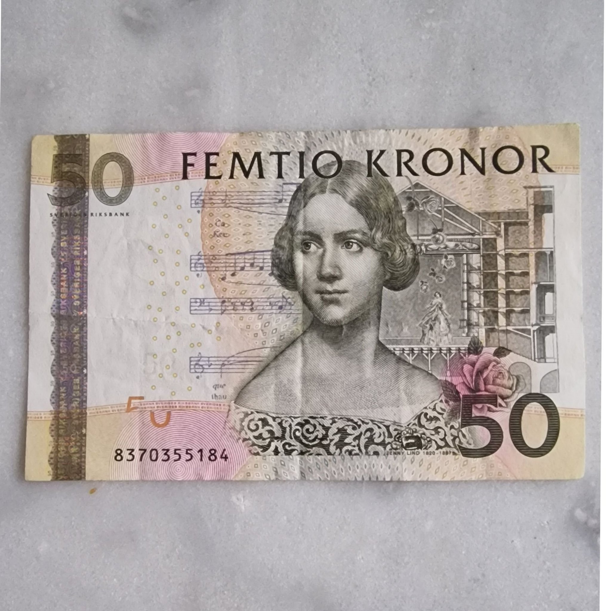 Se produkter som liknar FEMTIO KRONOR på Tradera (611205430)