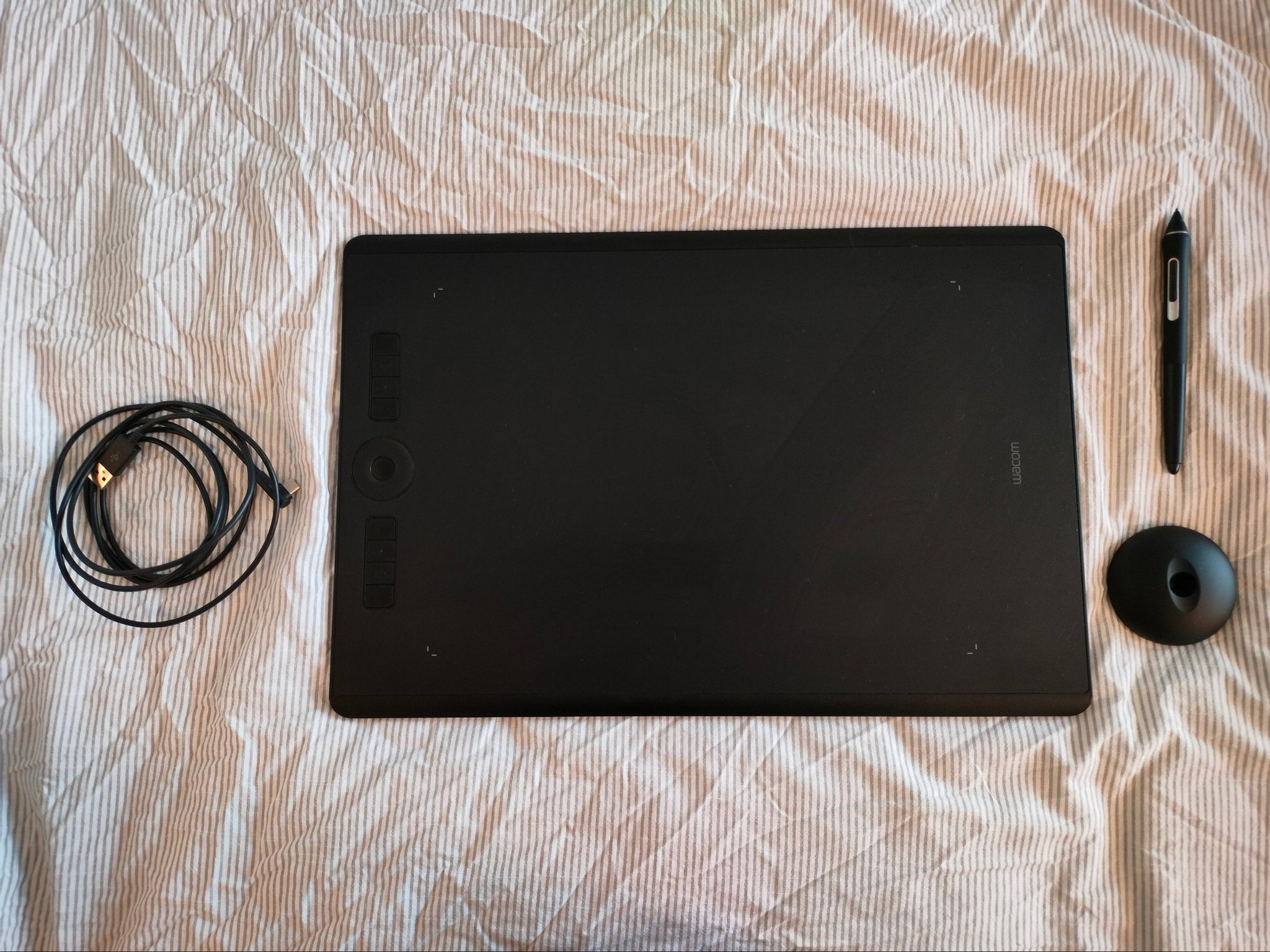 Wacom Intuos Pro Large PTH-860 | Köp på Tradera (637907905)