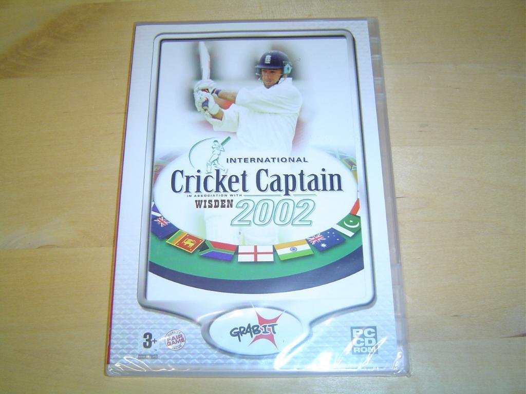 CRICKET CAPTAIN 2002 TILL PC CD-ROM SPEL *NYTT