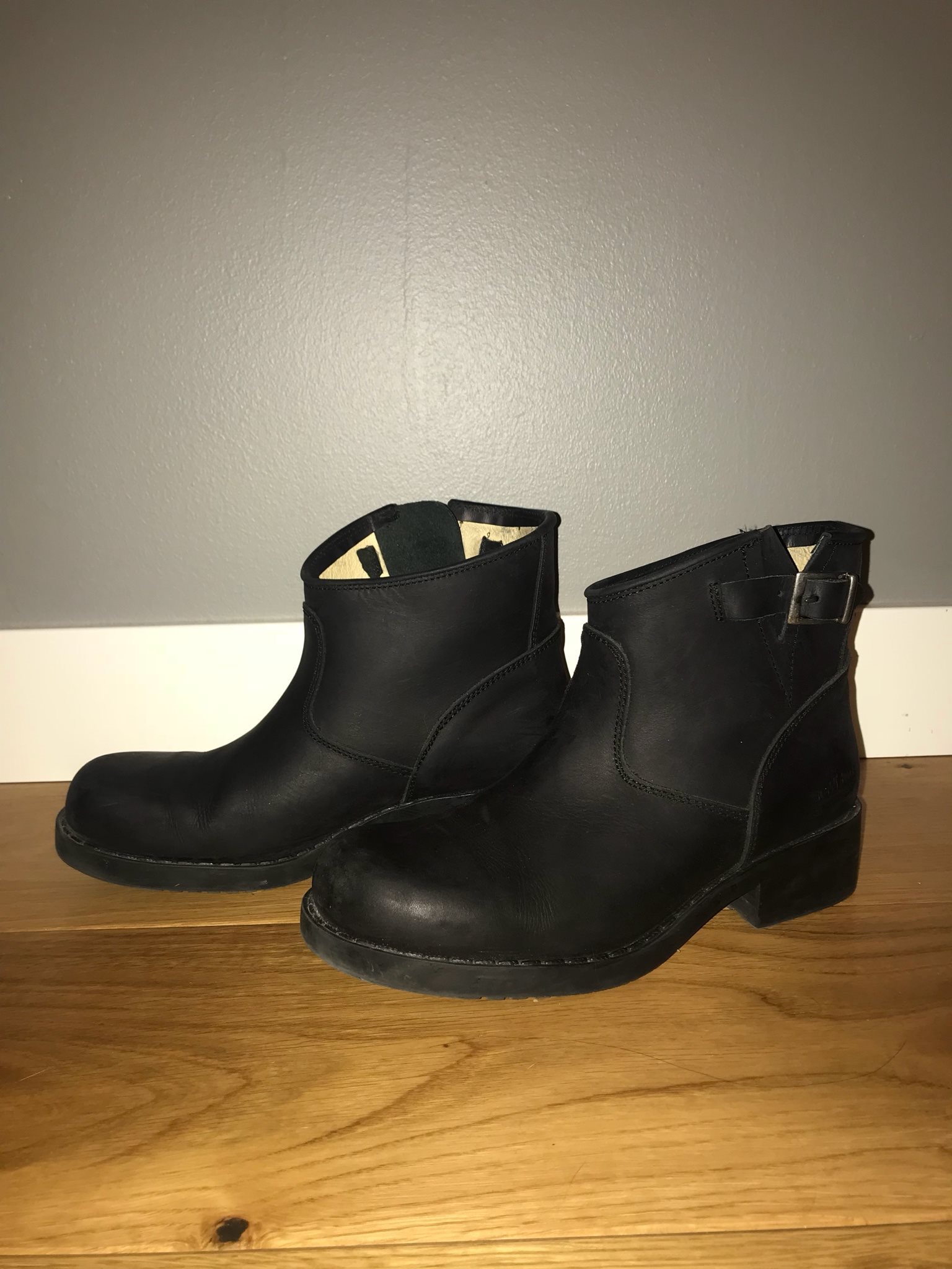 svarta låga boots svarta låga boots