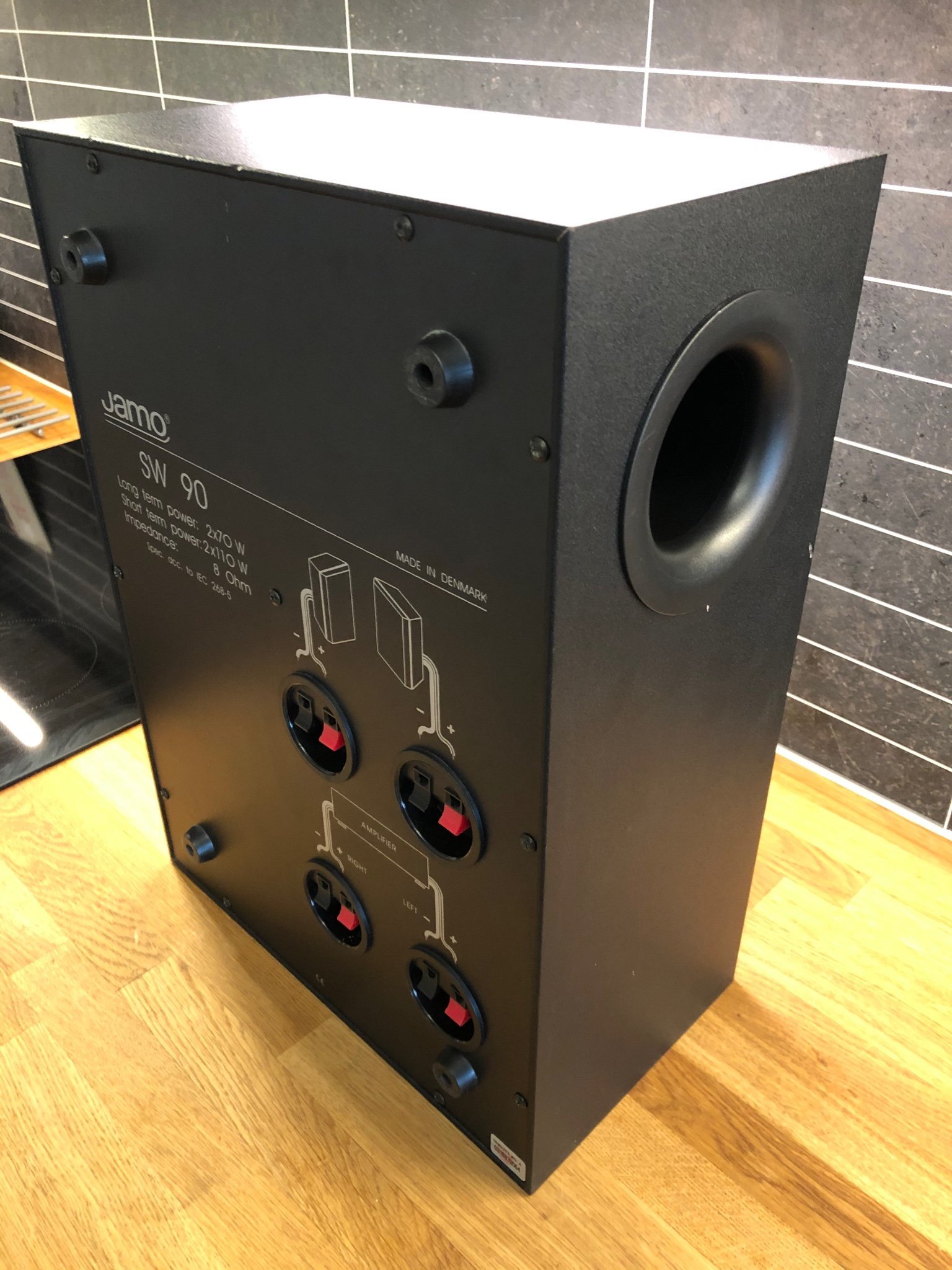 jamo sw90