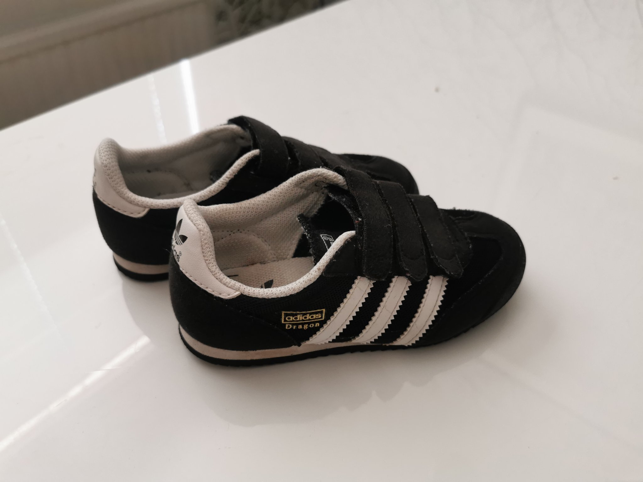 adidas dragon 28