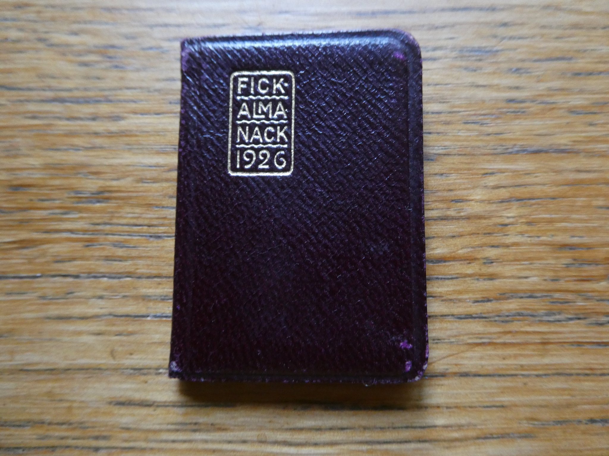 Se produkter som liknar Fickalmanack / fickalmanacka .. på Tradera