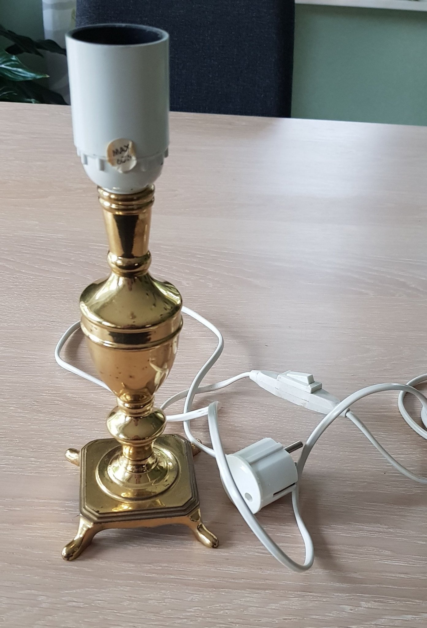 Lampfot i mässing Lampfot i mässing