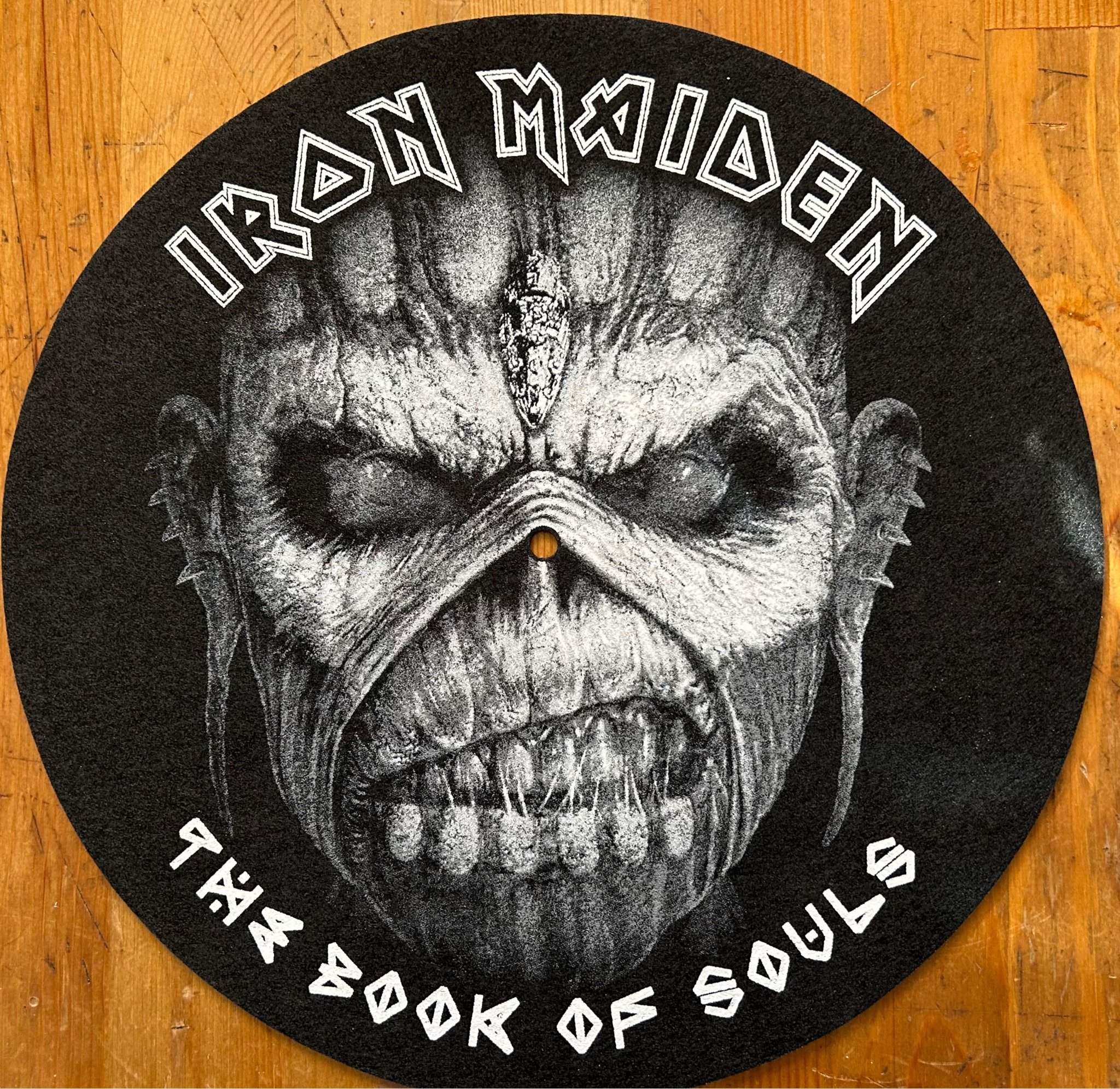 Iron Maiden Slipmat Köp på Tradera (589983539)