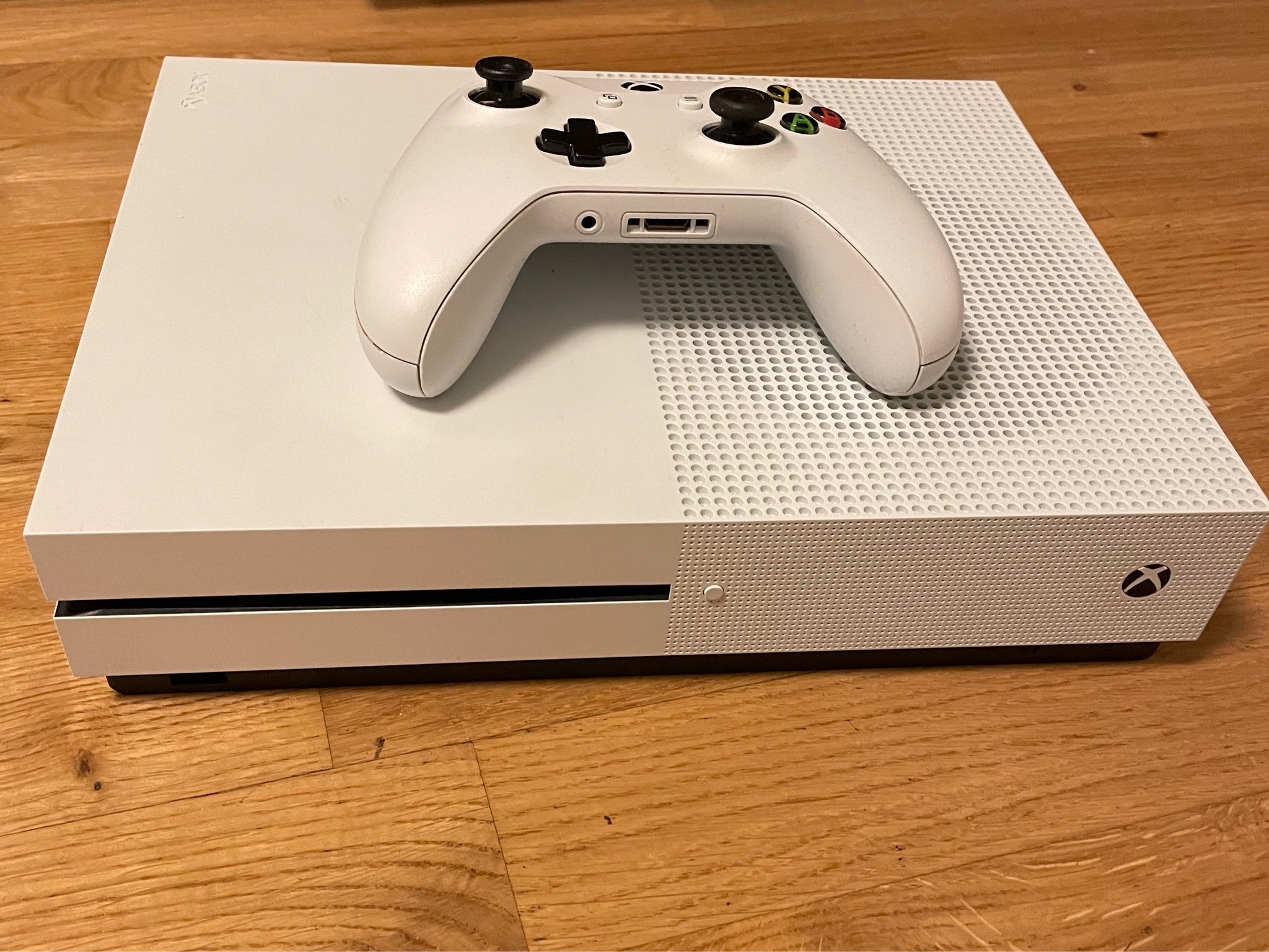 xbox one s 365gb