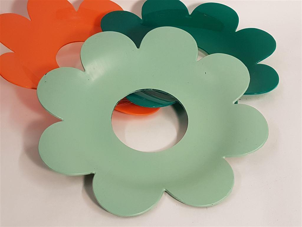 Retro blomma i plast till badrumslampa /dekora lampskärm 70 tal på
